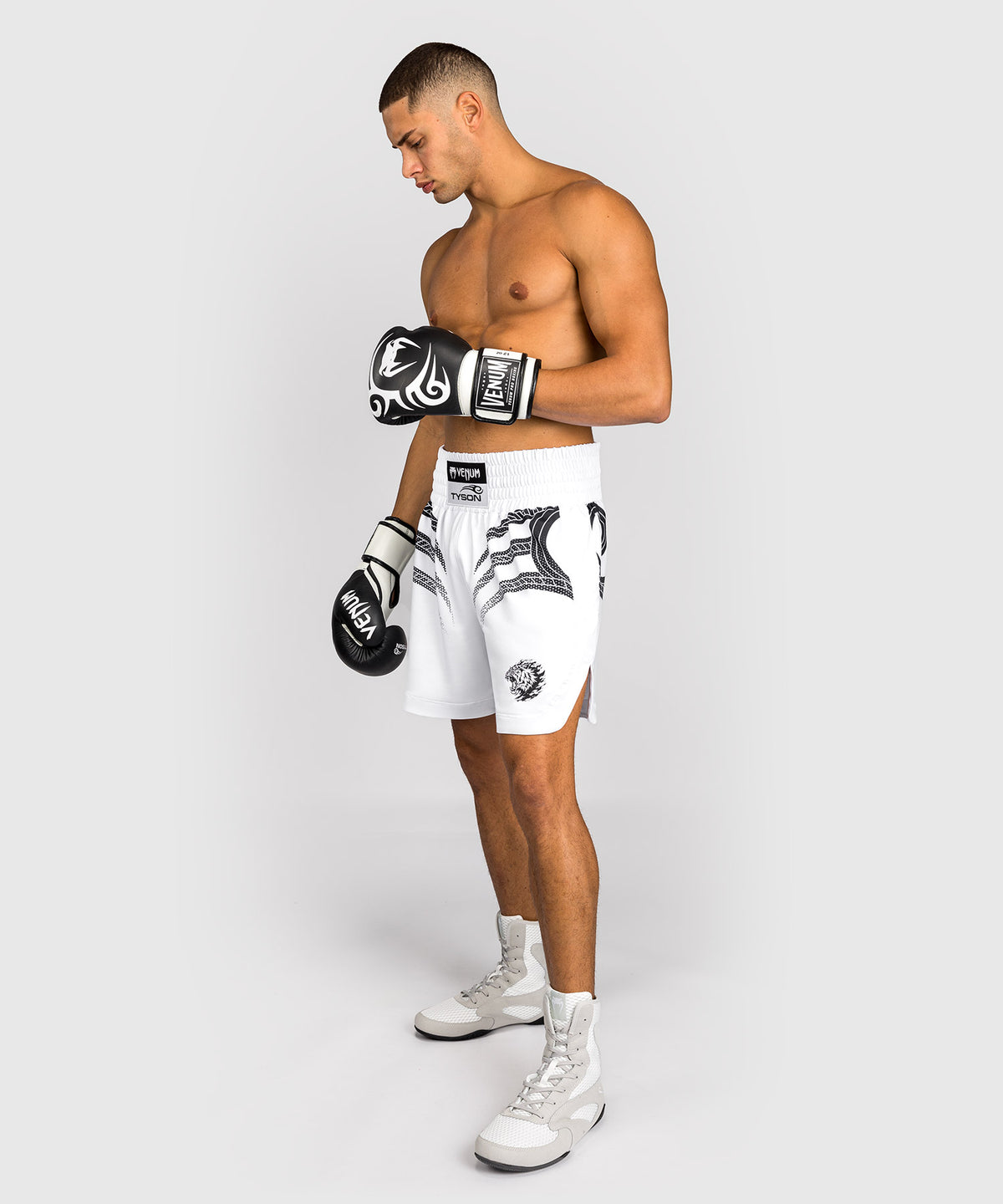 Short de Boxe Venum x Mike Tyson Tiger - Blanc Optique/Noir Profond