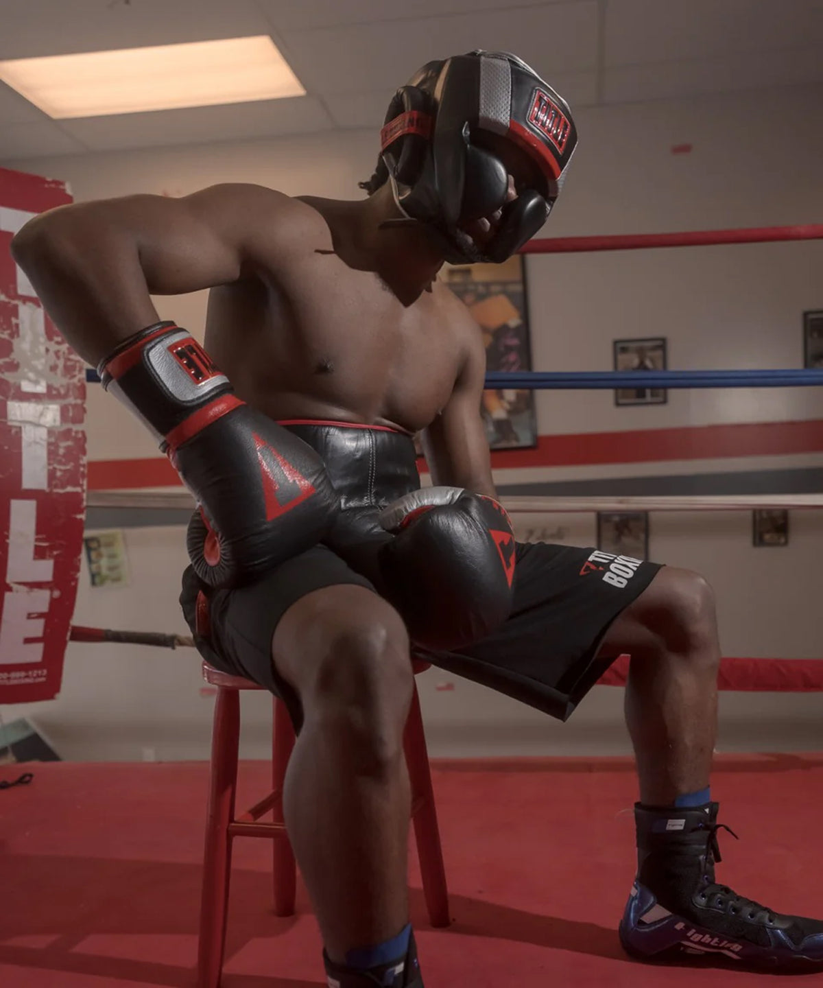 Casque de Boxe Title Valiant Training