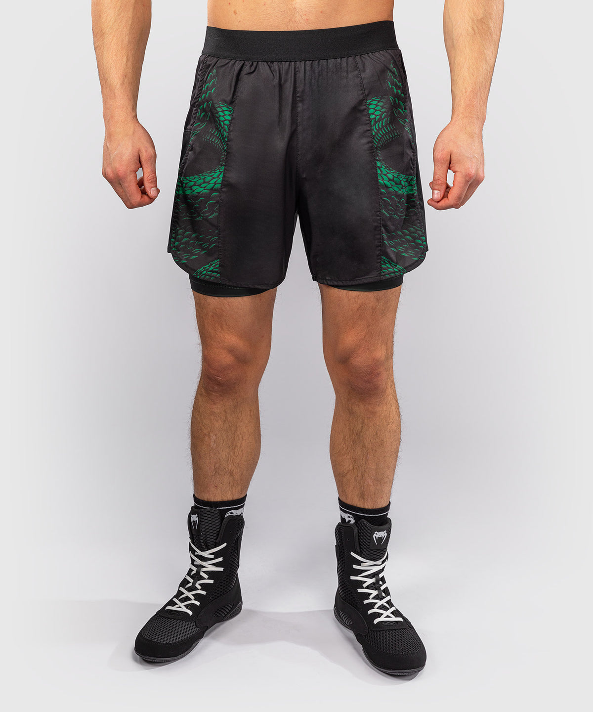 Venum Matupa Short de Entrenamiento - Negro/Verde/Oro