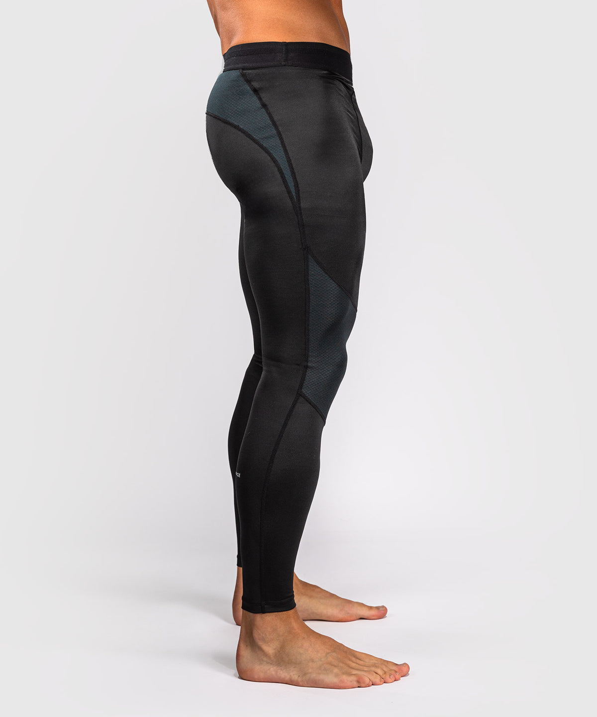 Venum G-Fit Scale Leggings a compressione - Nero
