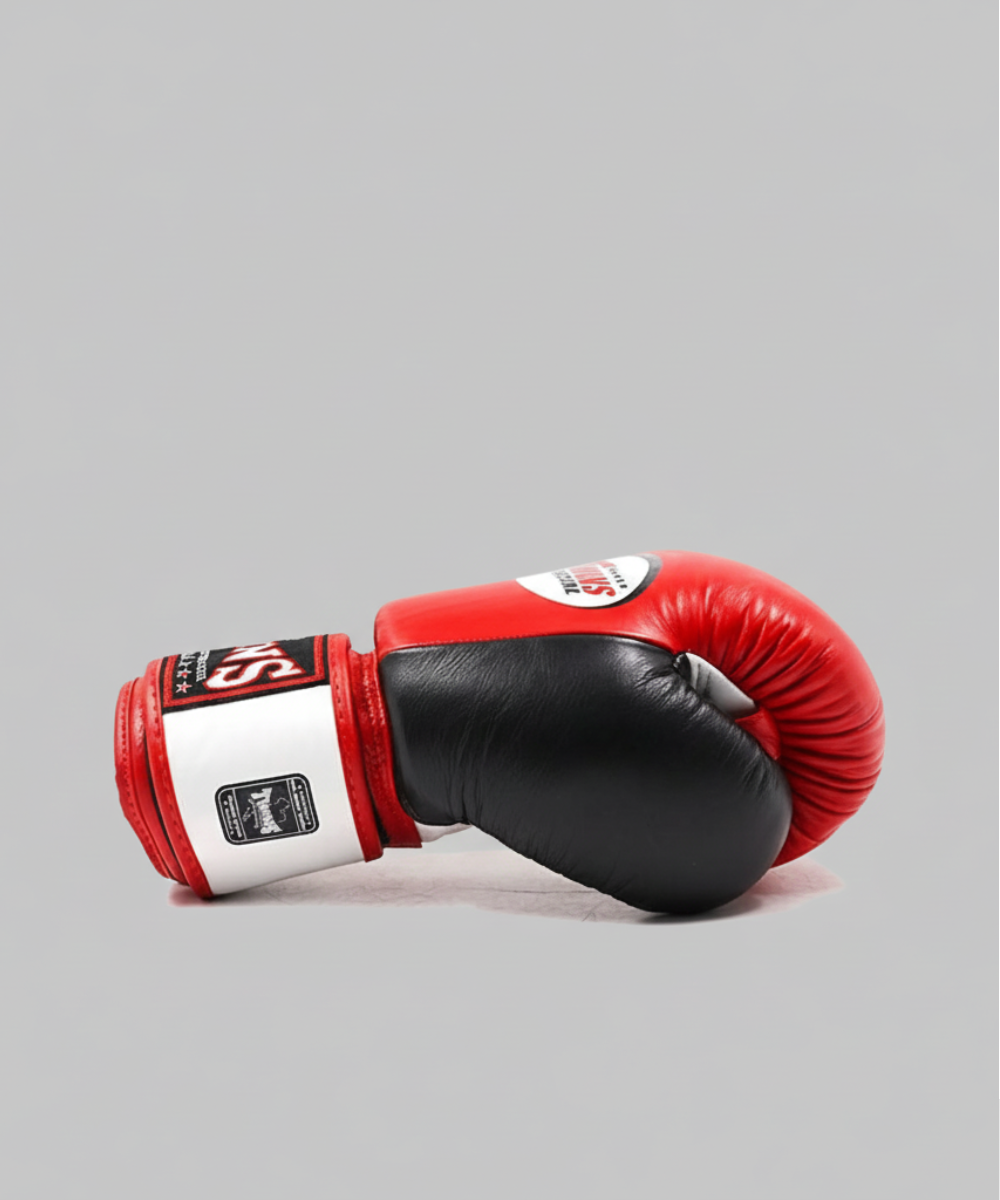 Twins BGVL3 Air Guantoni da Boxe - Rosso/Bianco/Nero