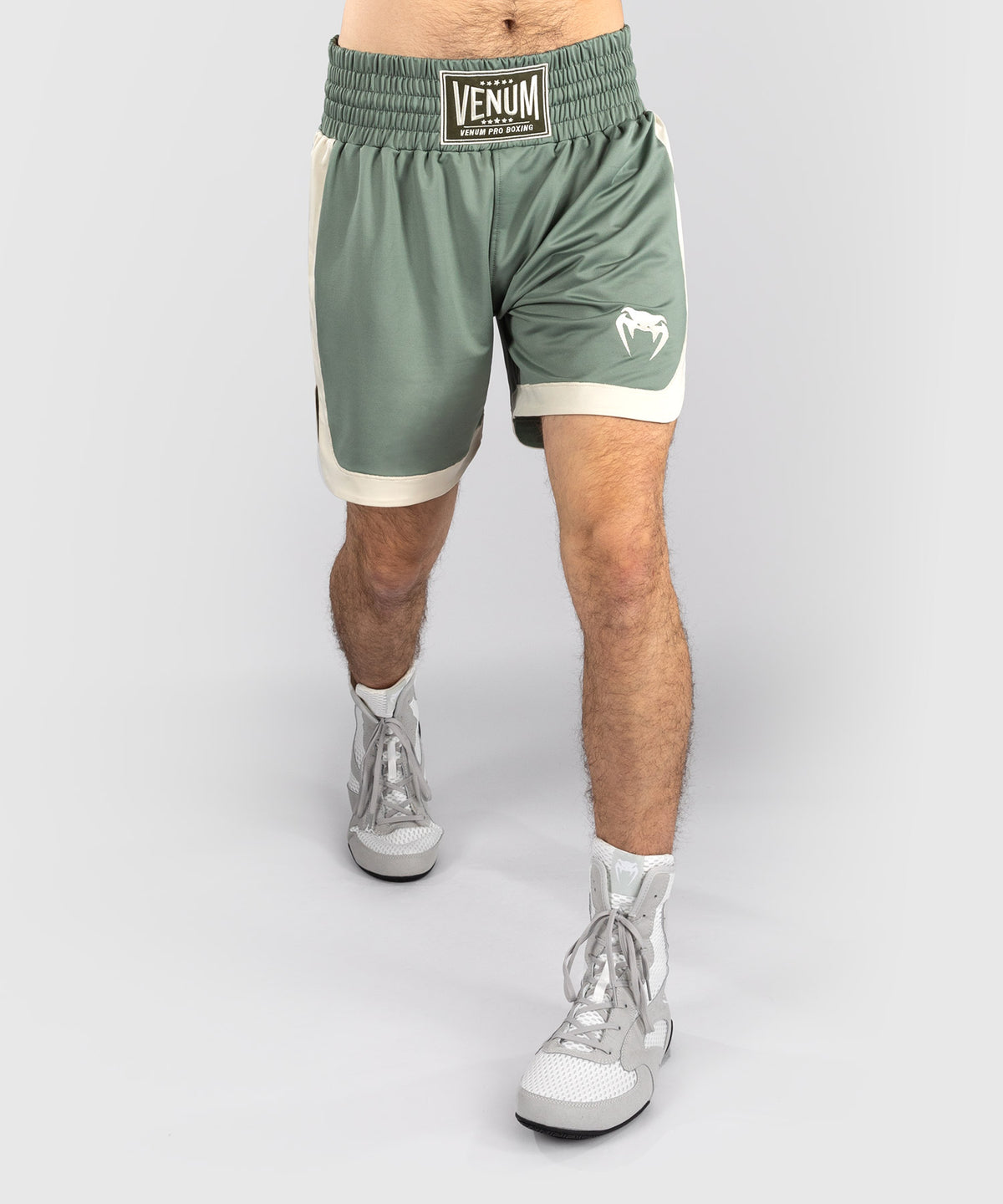 Short de boxe Venum Classic - Vert d'eau/Ivoire