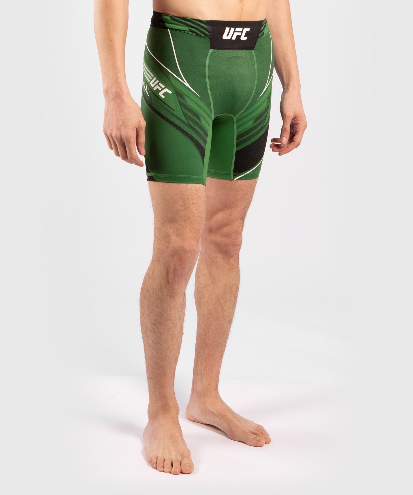 UFC Herren Kompressionsshorts Venum Authentic Fight Night - Short Cut - Grün