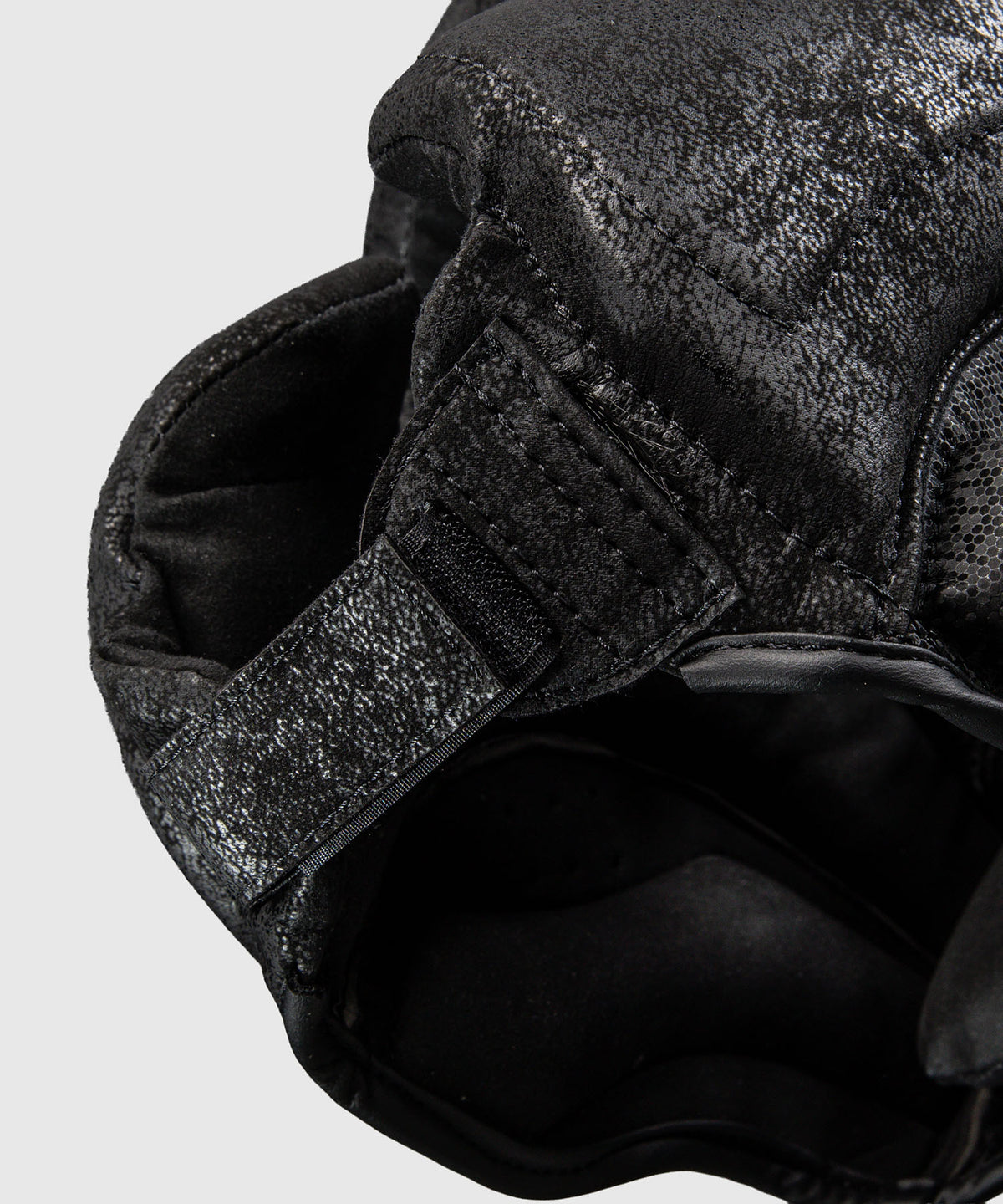 Venum Stone 2.0 Casco de Protección – Negro