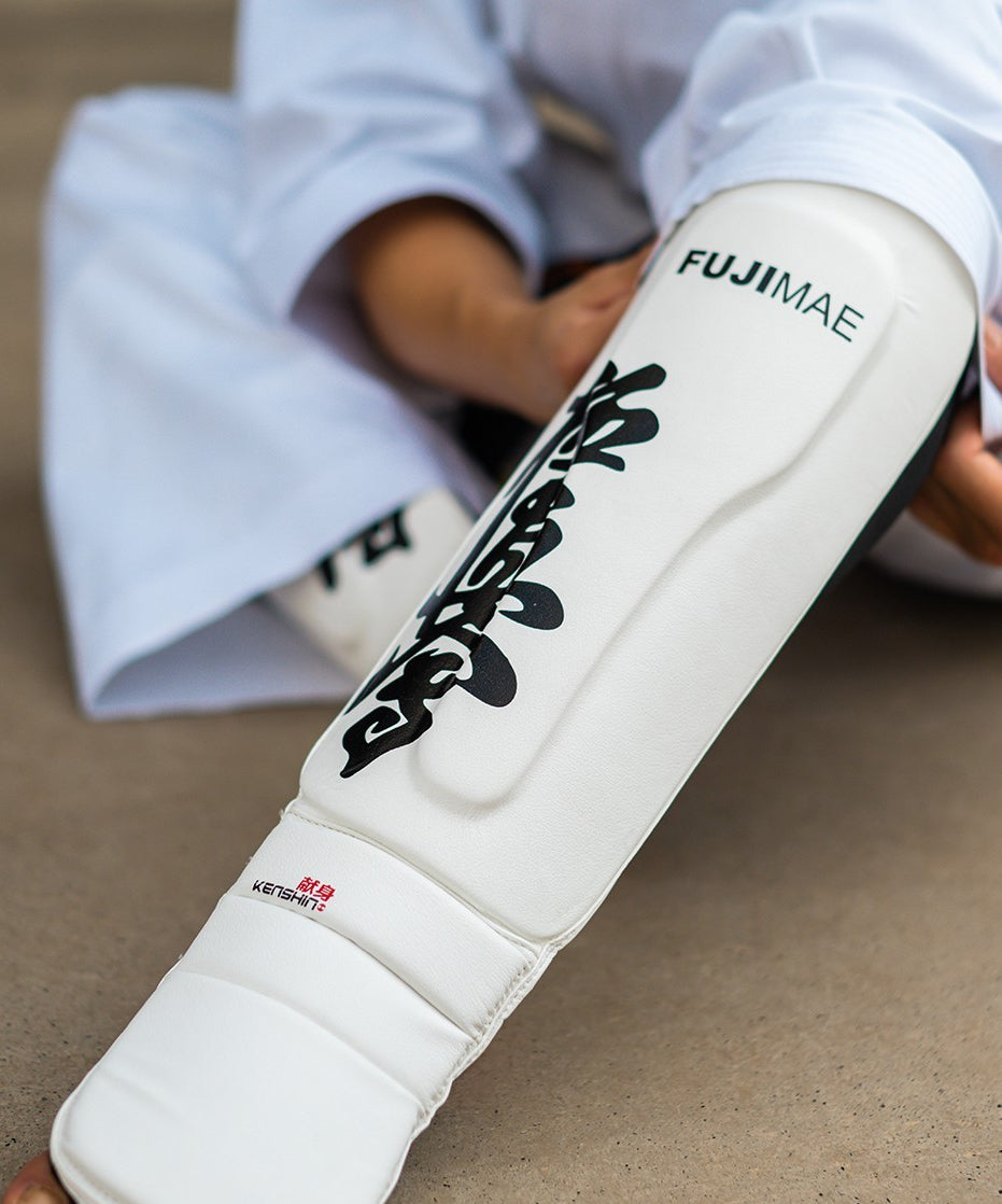 Fujimae Kyokushin Shin and Instep Guards - White