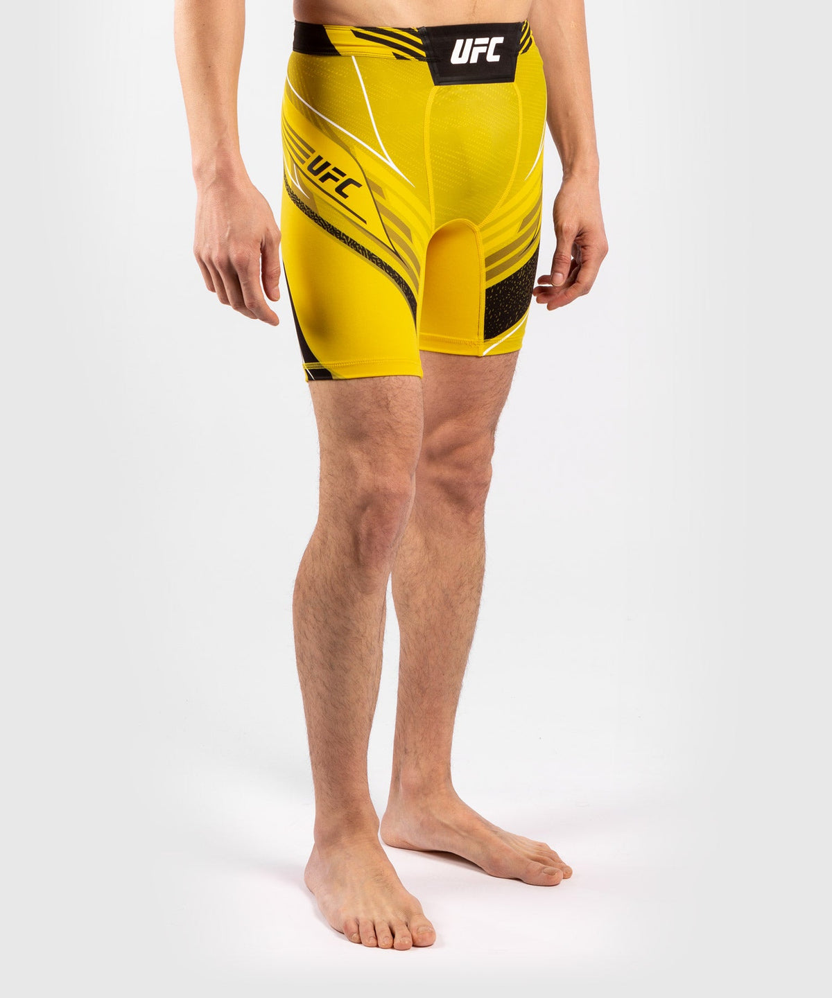 Short de compression pour Hommes UFC Venum Authentic Fight Night - Coupe Courte - Jaune