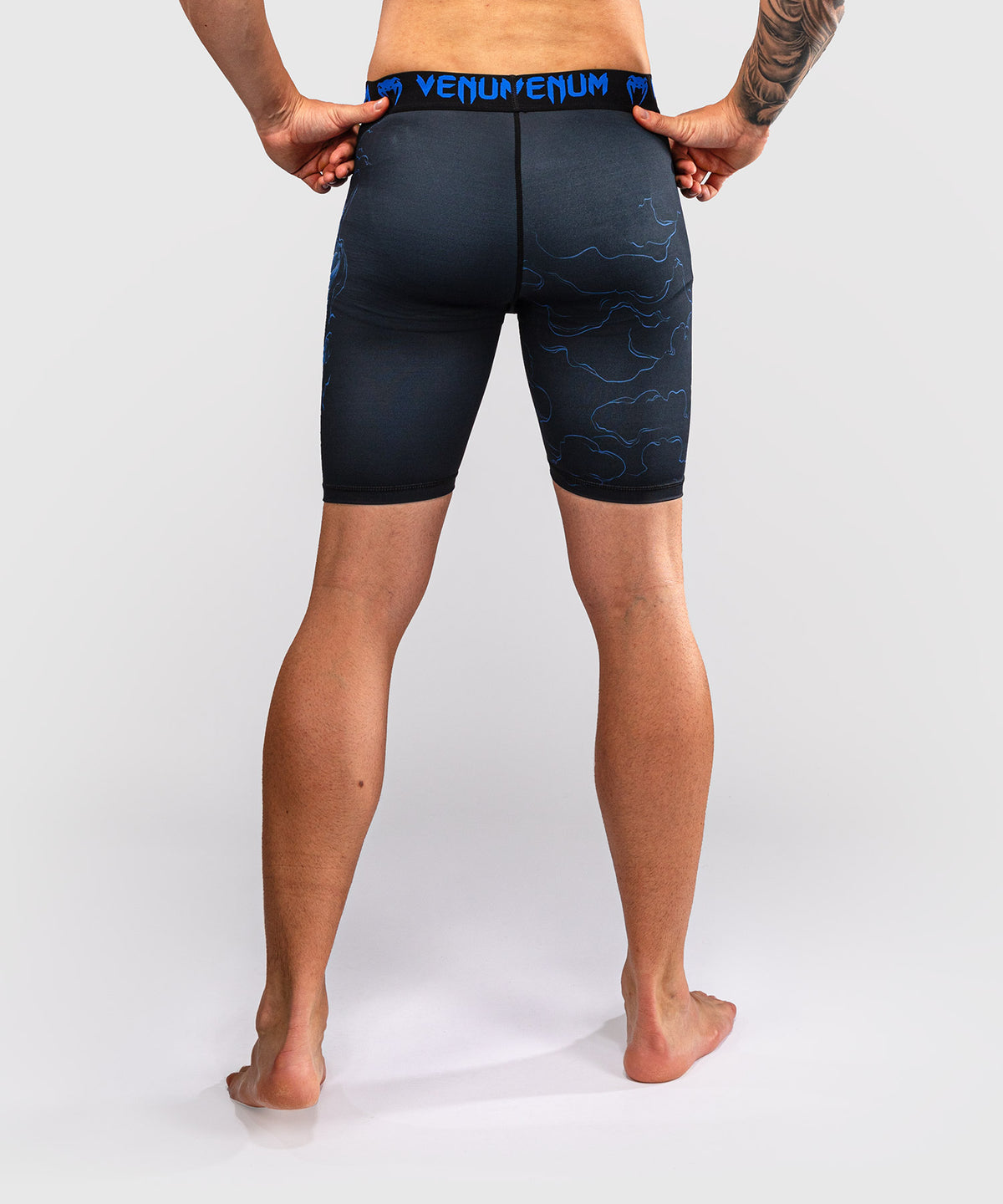 Venum Thunder Dragon Kompressionsshorts – Schwarz/Königsblau