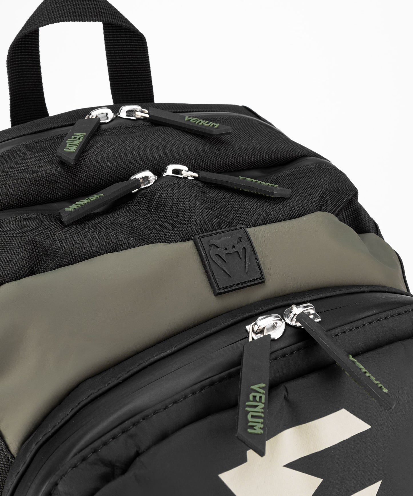 Venum Challenger Pro Evo Mochila (20-25L) – Caqui/Negro
