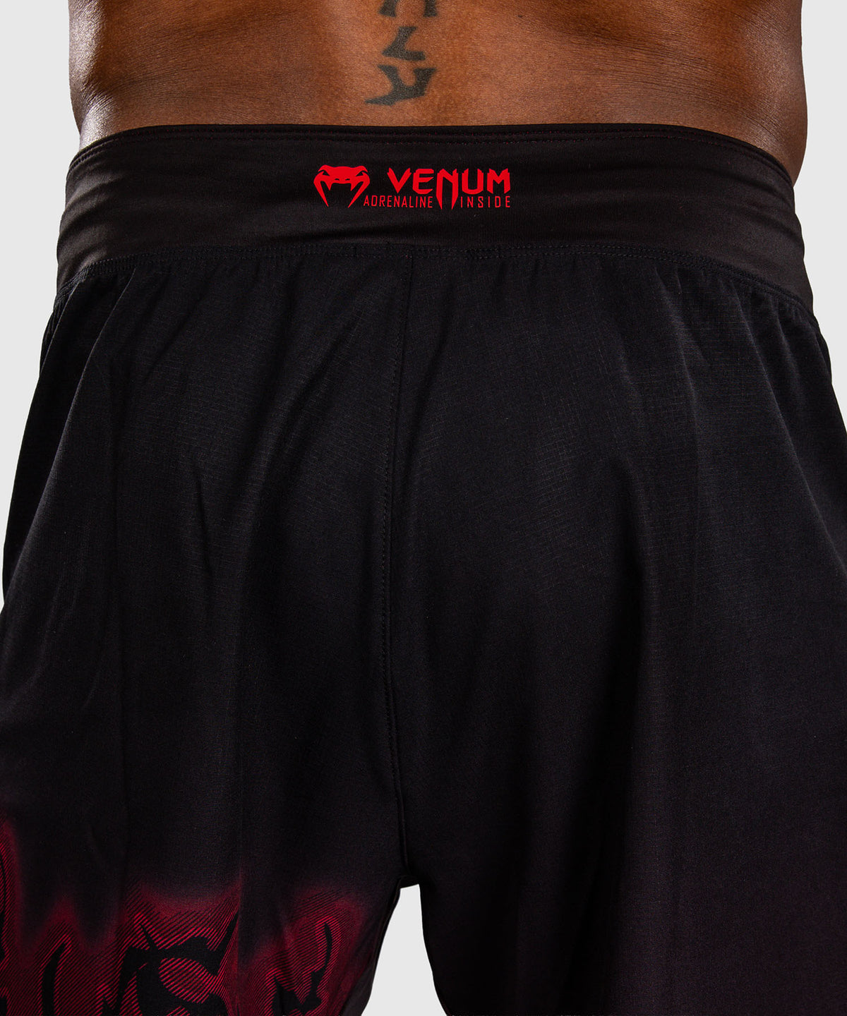 Short de Combat Venum Spectre – Noir/Rouge