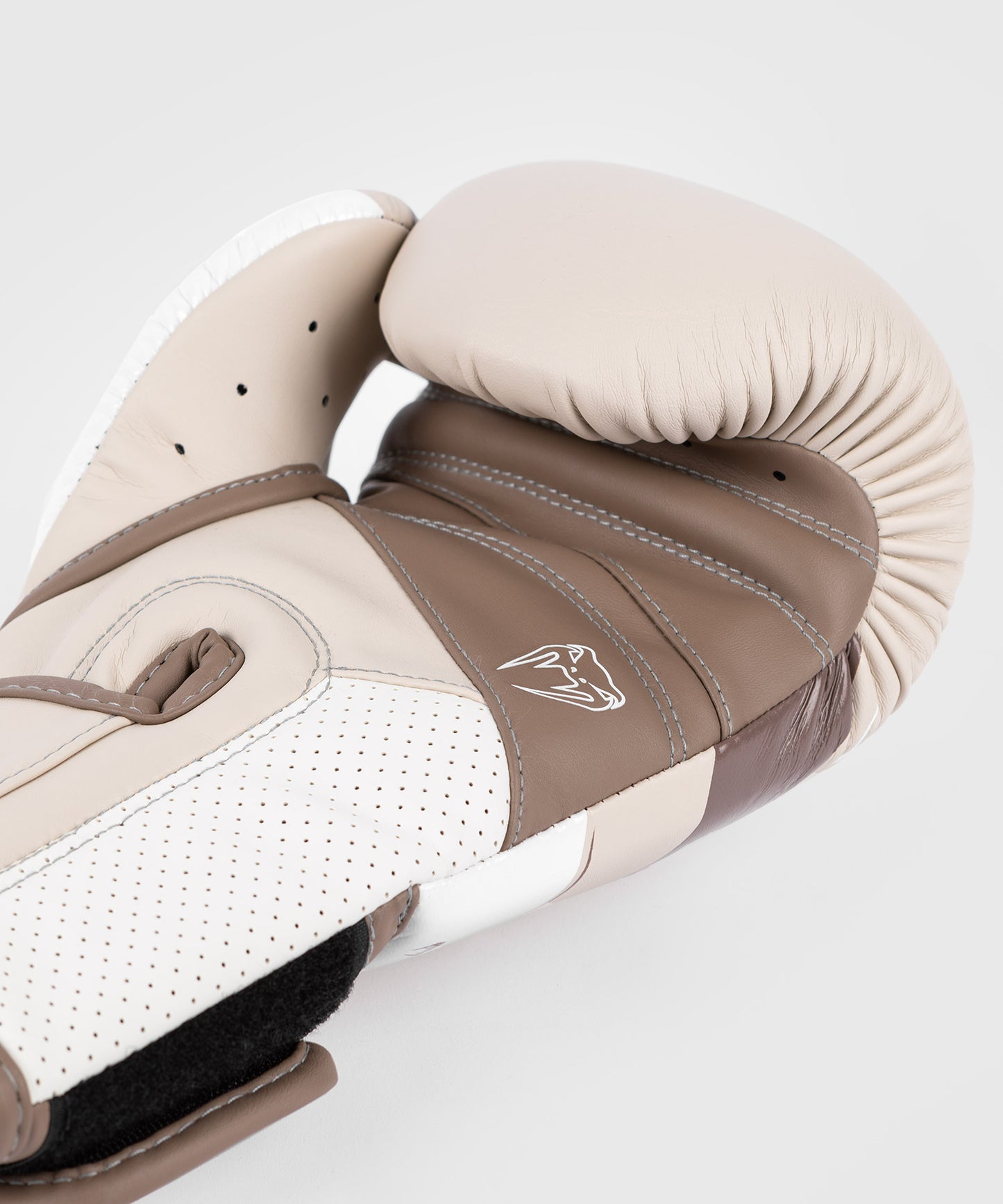 Venum Elite Evo Guanti da Boxe - Sabbia