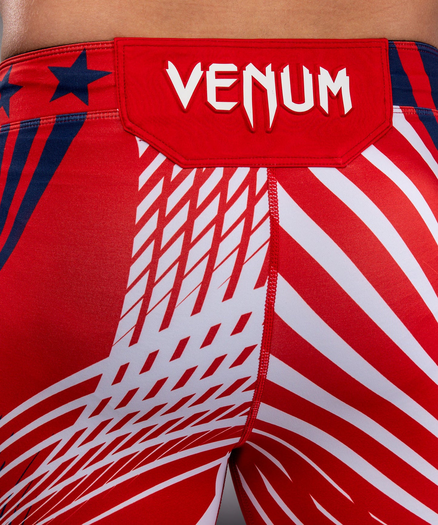 Official UFC Freedom 250 by Venum Authentic Fight Night Short Vale Tudo pour homme - Rouge