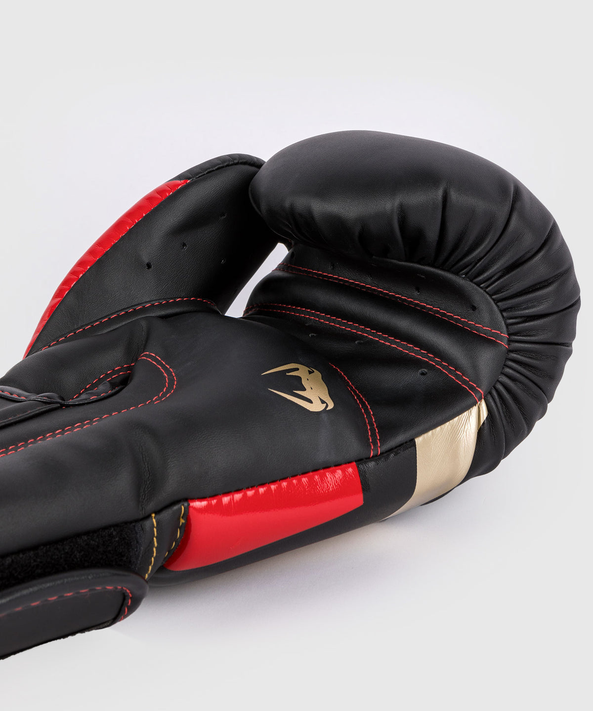 Venum Elite Boxhandschuhe - Schwarz/Gold/Rot