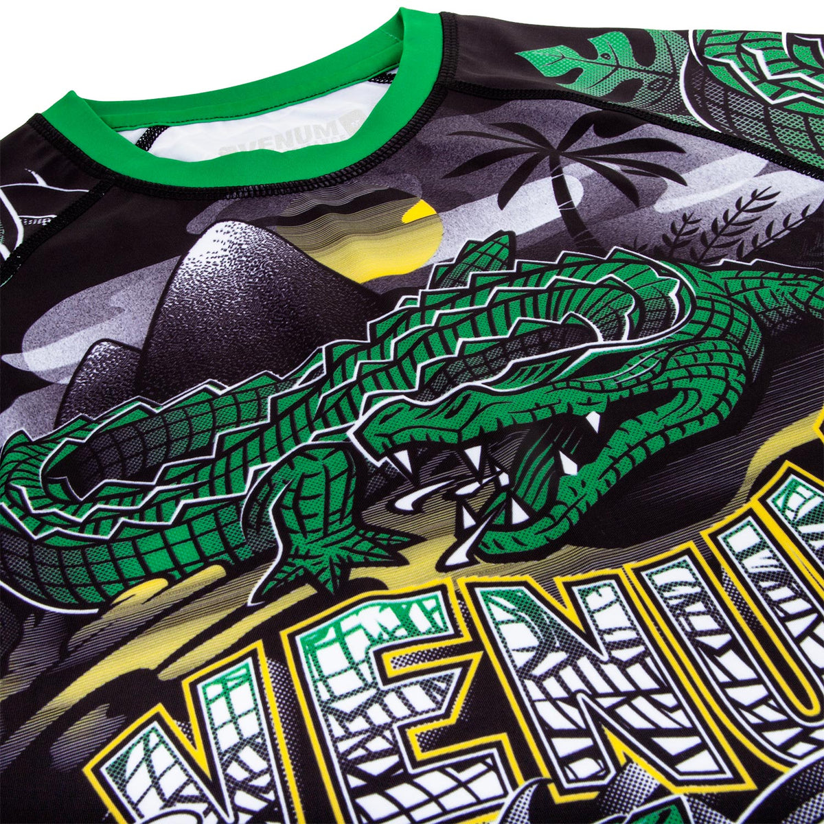 Venum Crocodile Rashguard - Black/Green - Short Sleeves