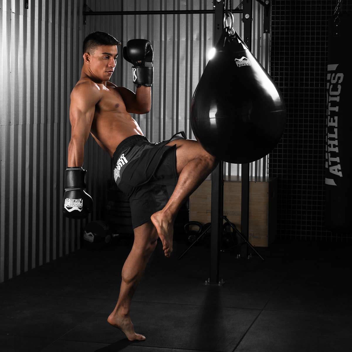 Hydro Phantom Athletics Pear Bag - Black - Empty