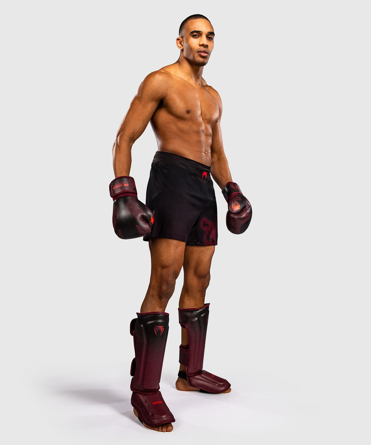Short de Combat Venum Spectre – Noir/Rouge