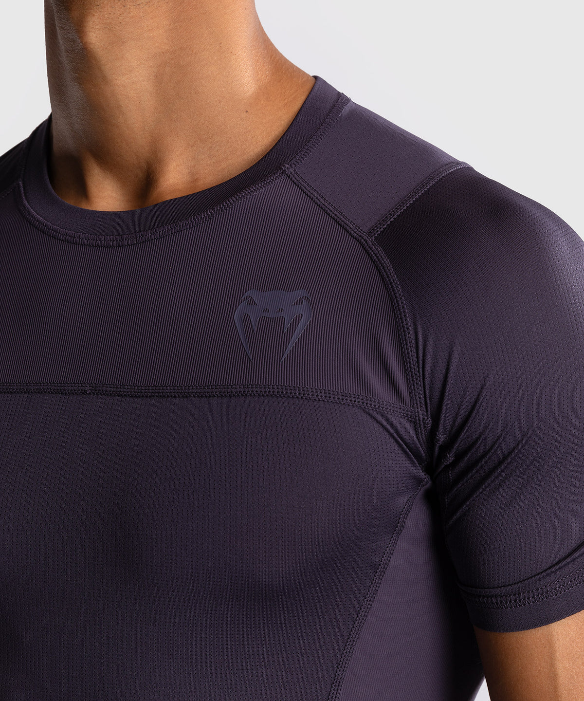 Venum G-Fit Air Rashguard a maniche Corte - Viola Scuro