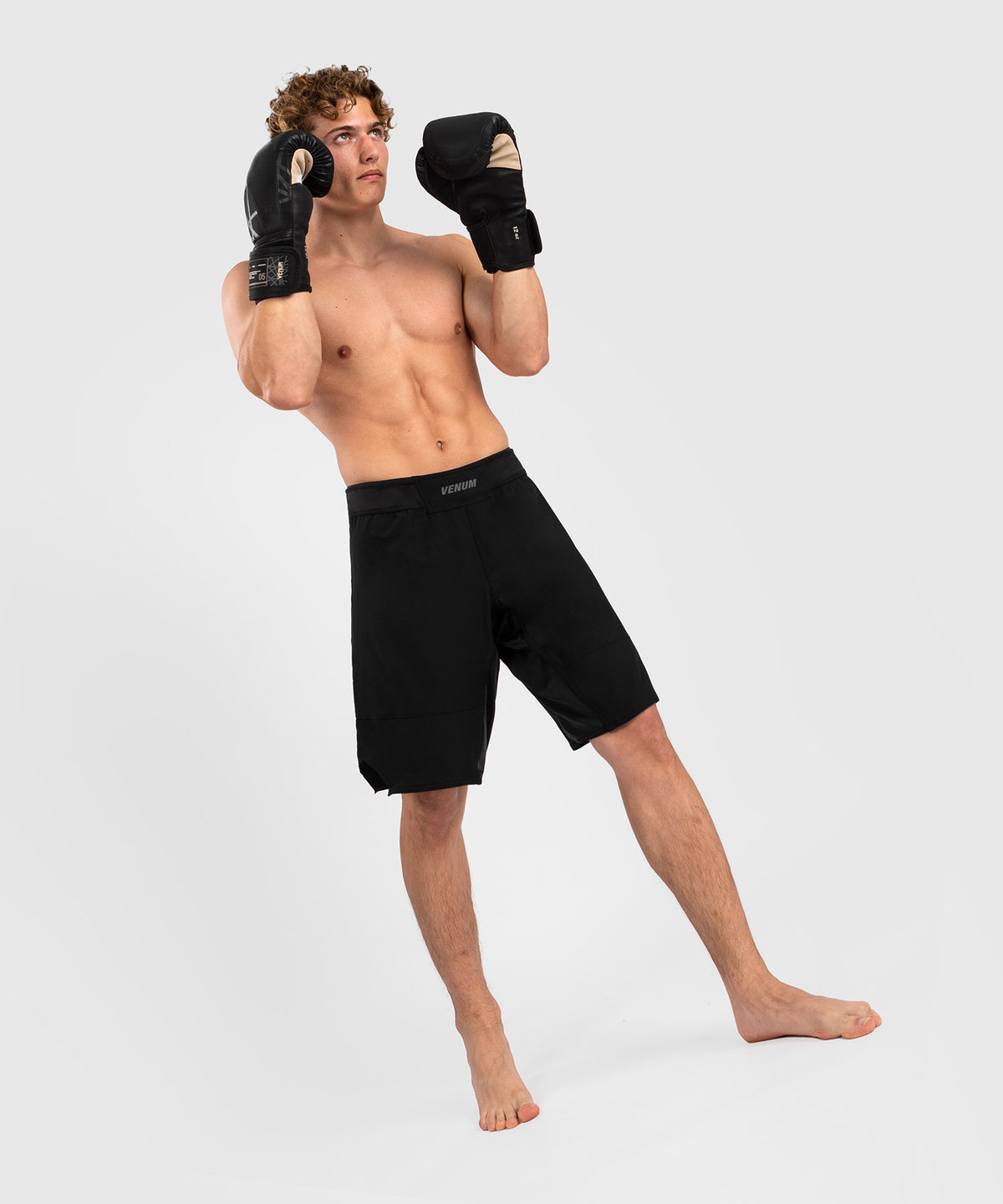 Venum G-Fit Air Fightshort – Schwarz