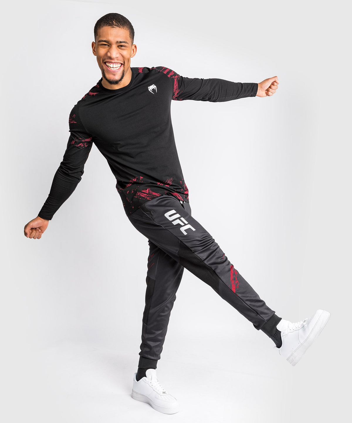 Venum Authentic Fight Week 2.0 UFC-Jogginghose - Schwarz/Rot