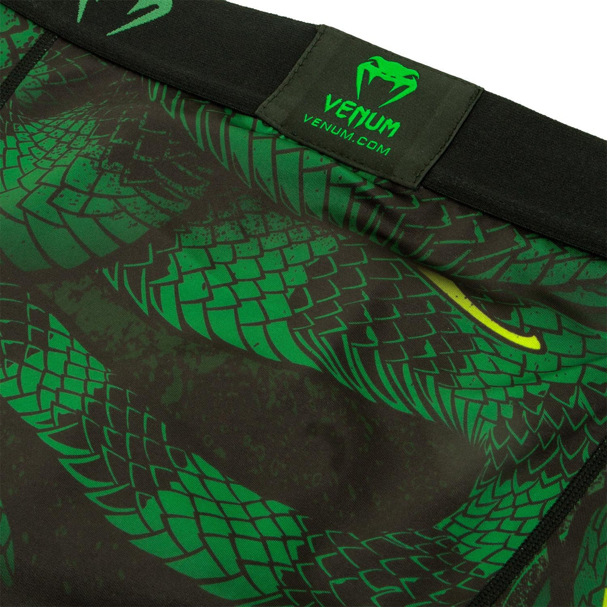 Short de compression Venum Green Viper - Noir/Vert