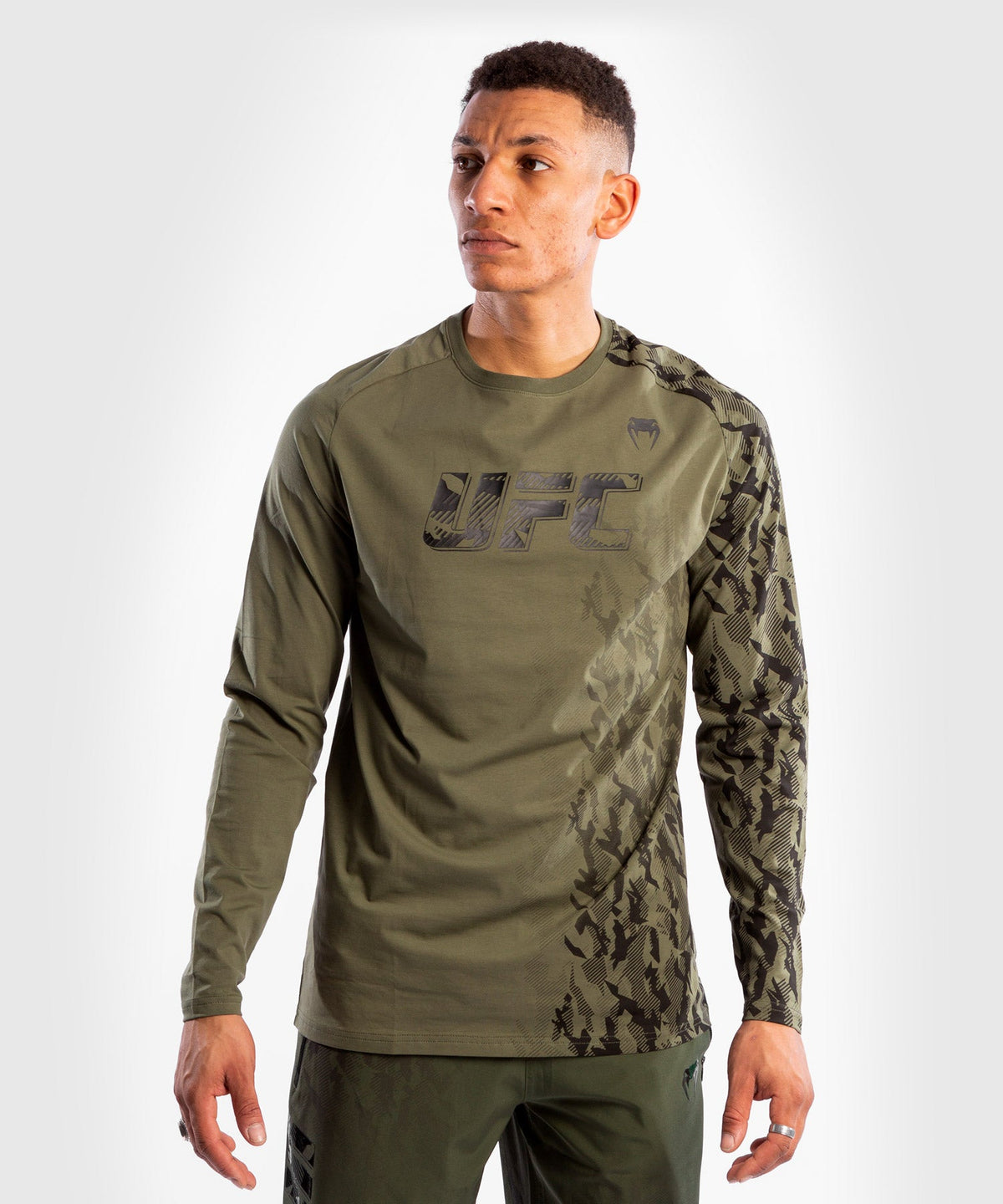 Langarmshirt Mann UFC Venum Authentic Fight Week - Khaki