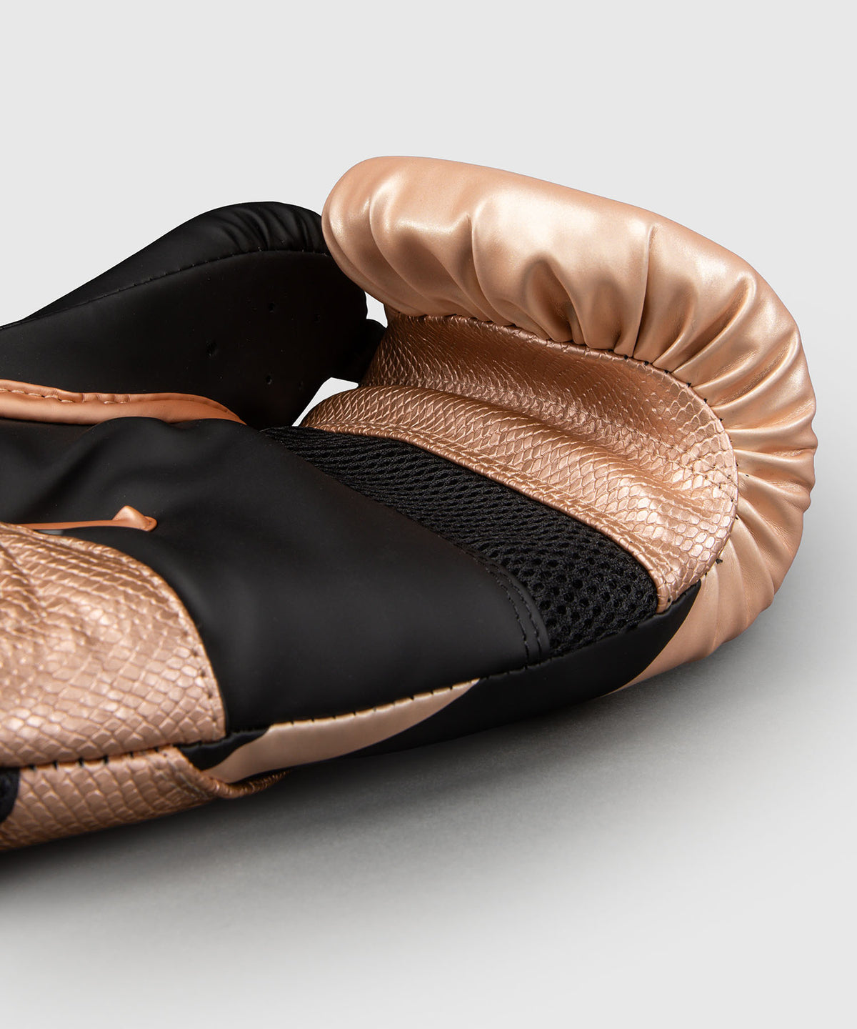 Venum Challenger 4.0 Scales Guantoni da boxe – Rosa Perlato/Nero