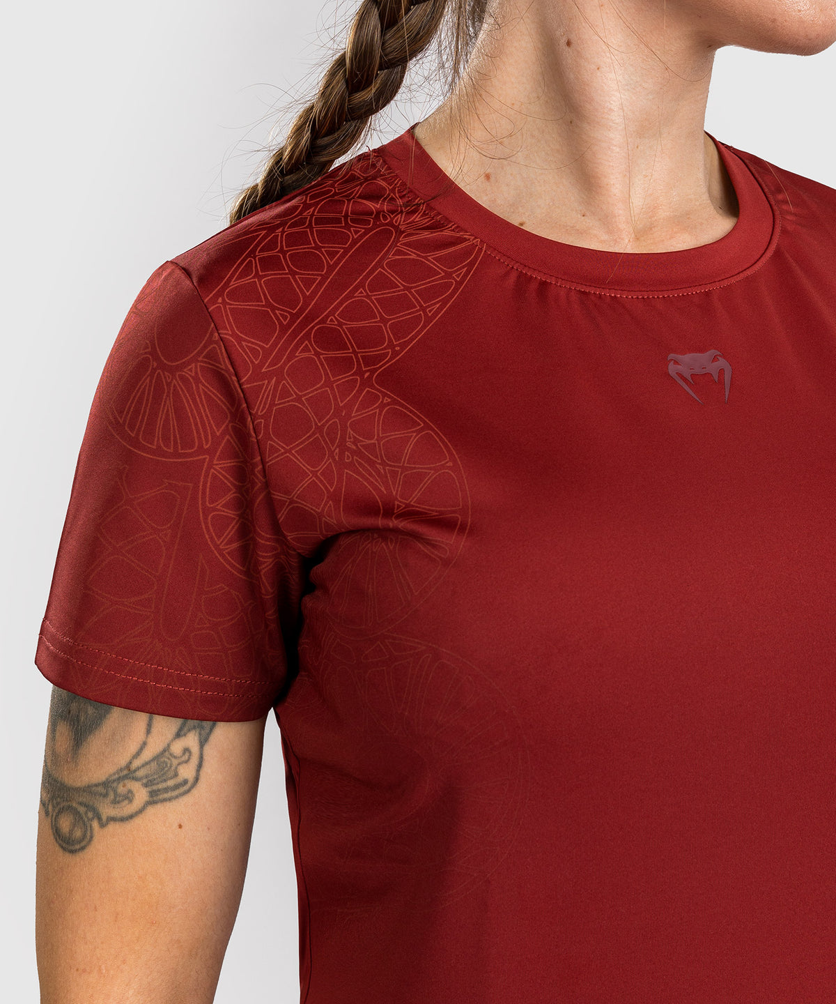 Venum Serpenti Camiseta Dry-Tech para Mujer – Burdeos/Marfil