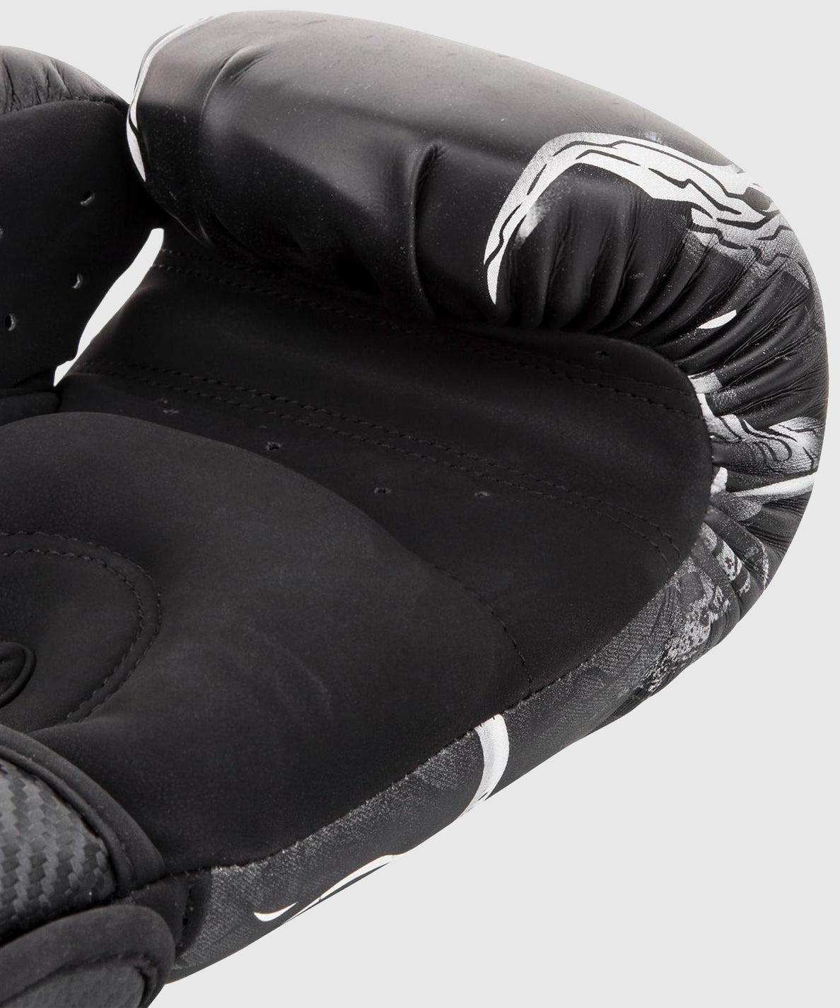 Guanti da boxe Venum Dragon's Flight