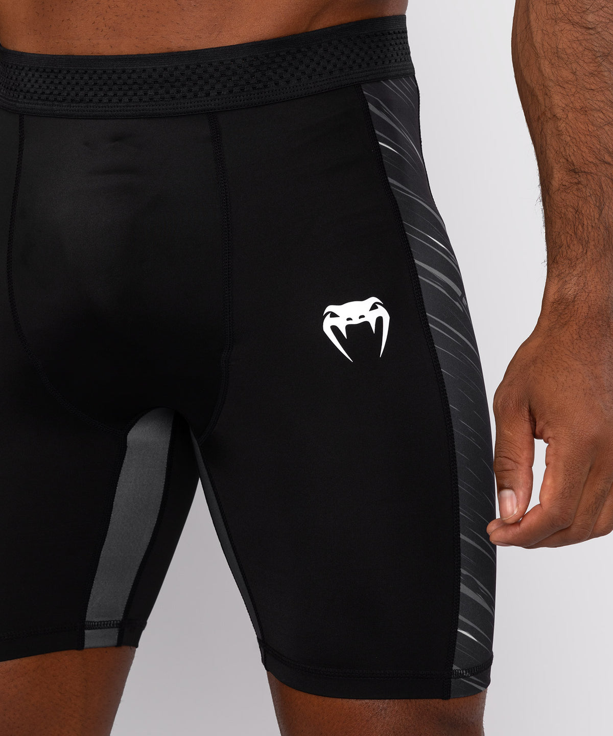 Venum Rapid Pantaloncini a compressione - Nero/Grigio Tempesta