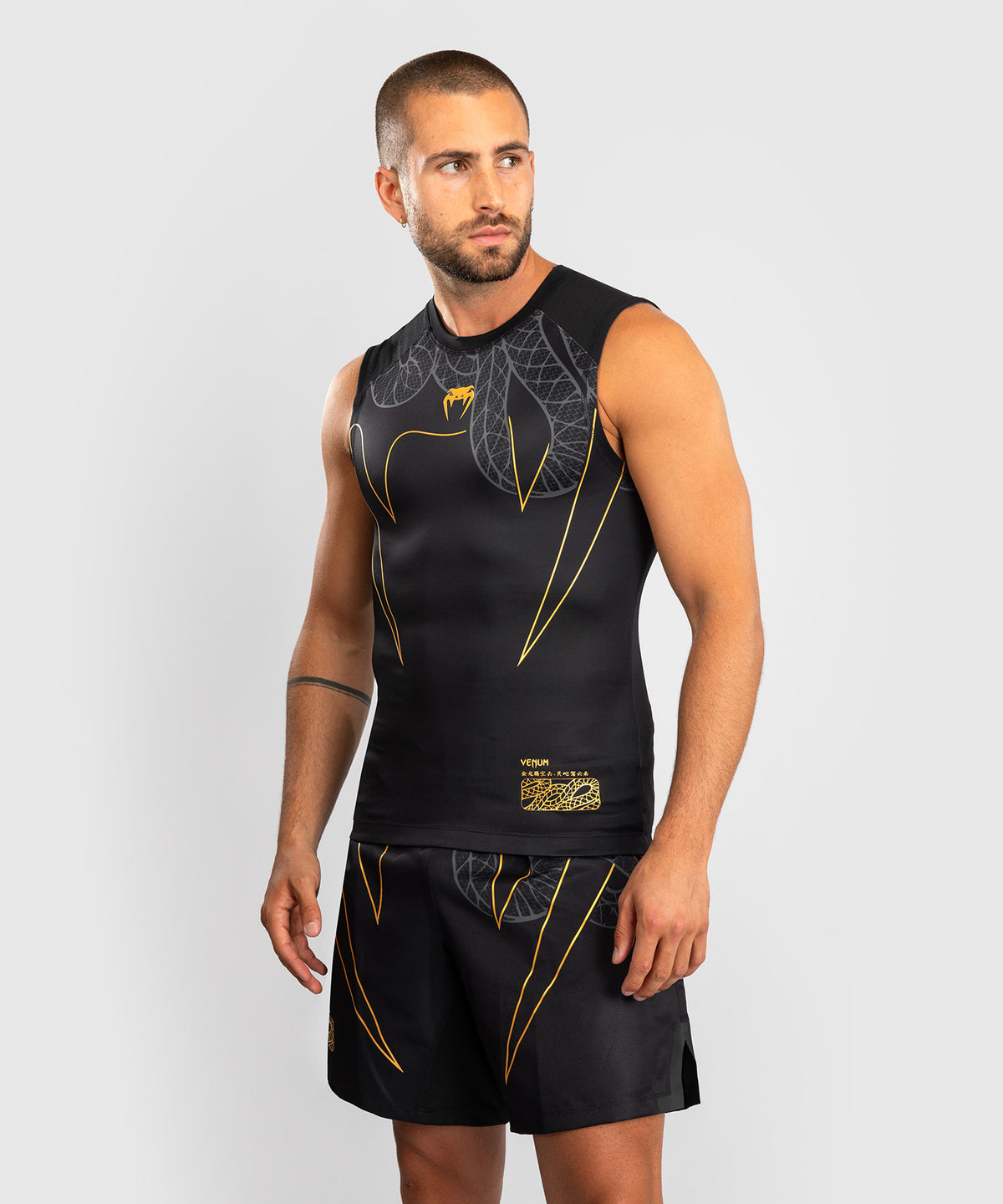 Venum Serpenti Ärmelloses Rashguard – Schwarz/Silber/Gold