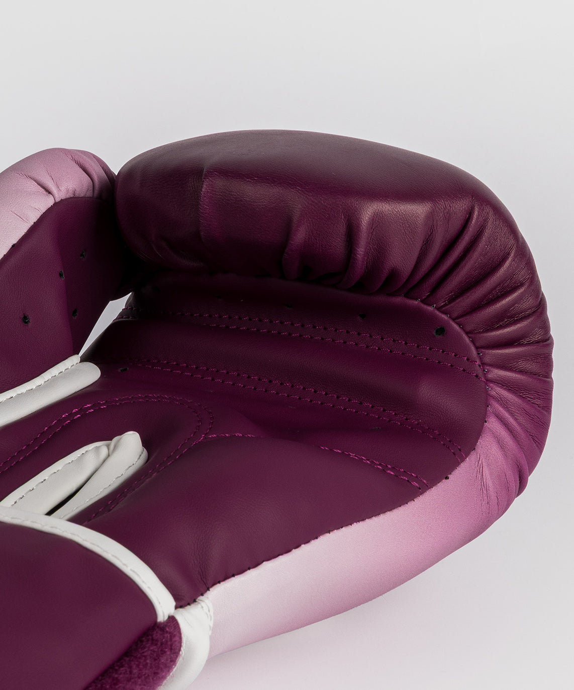 Venum Iris Boxhandschuhe – Pflaume/Weiß