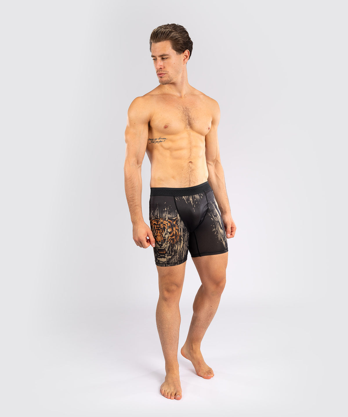Short de compression Venum Tiger pour Hommes - Noir/Orange Néon