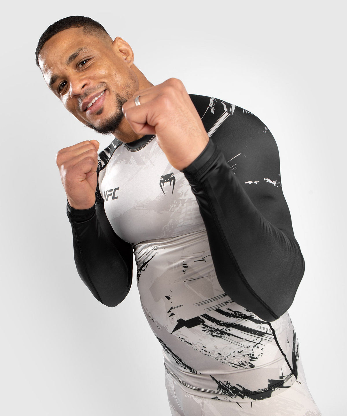 T-Shirt de Compression UFC Venum Authentic Fight Week 2.0 - Sable/Noir