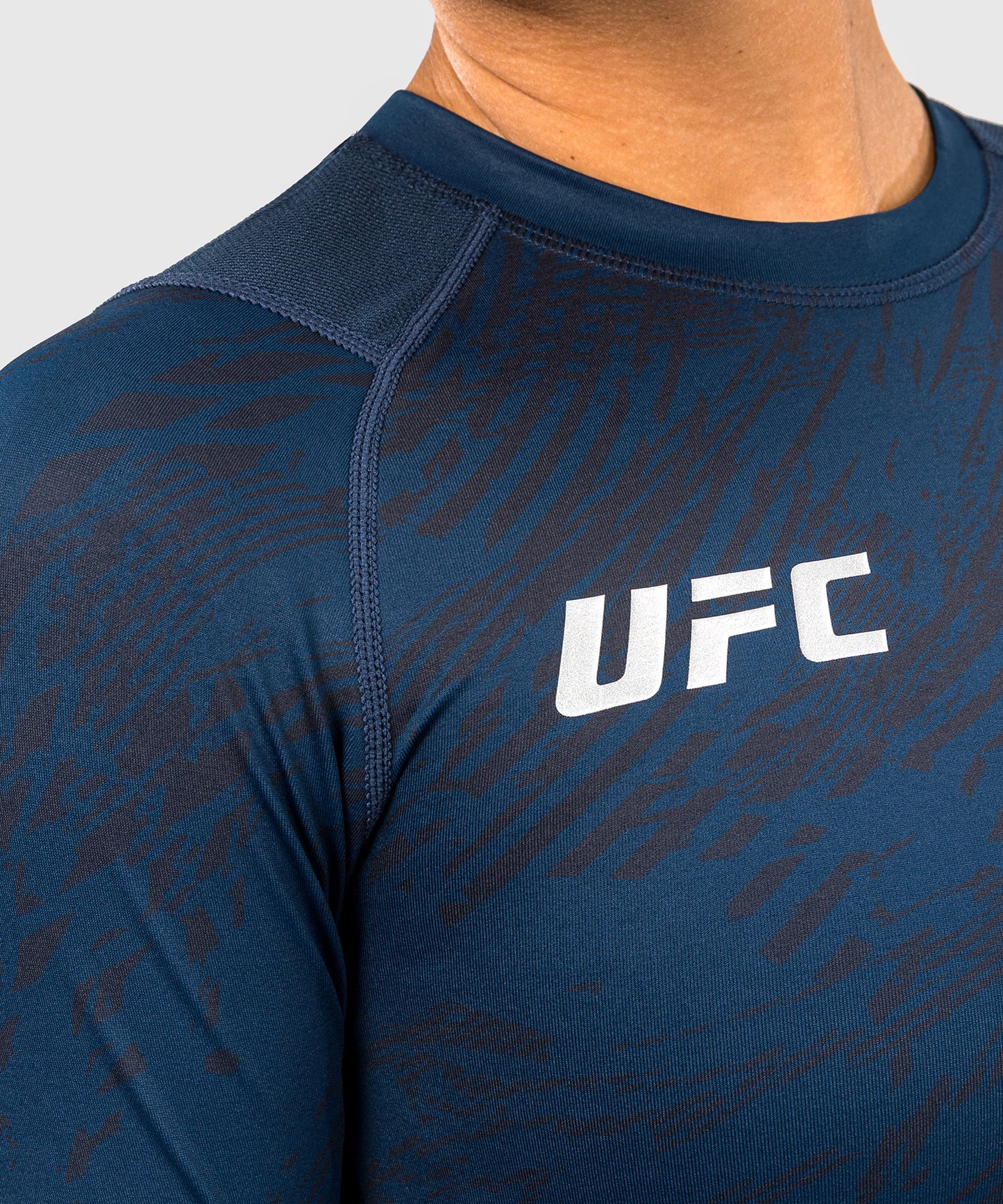 UFC Fusion by Venum Fight Week Rashguard de Manga Larga de Rendimiento para Mujer - Azul oceánico