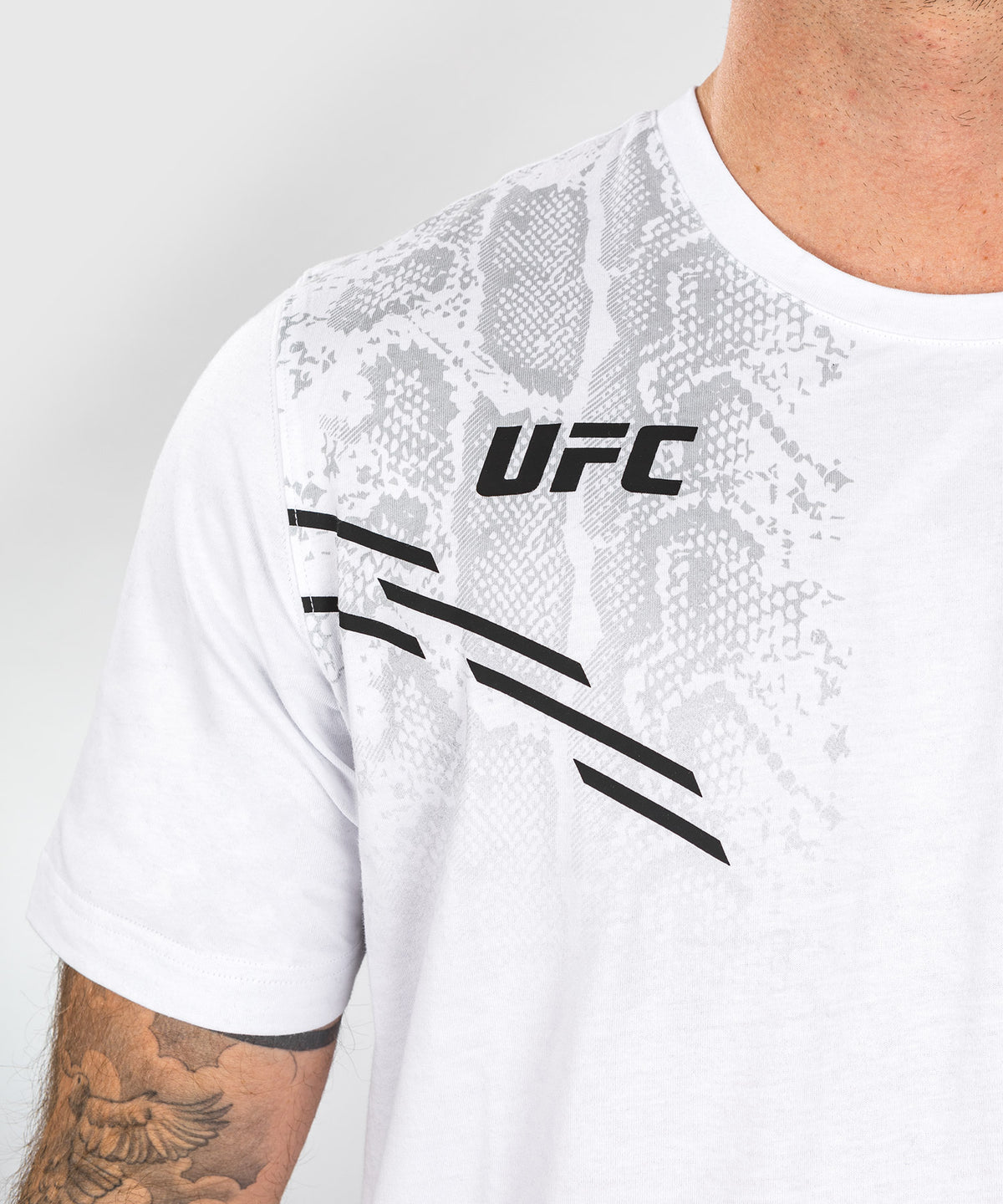 UFC Adrenaline by Venum Replica Maglietta a maniche corte da Uomo - Bianco