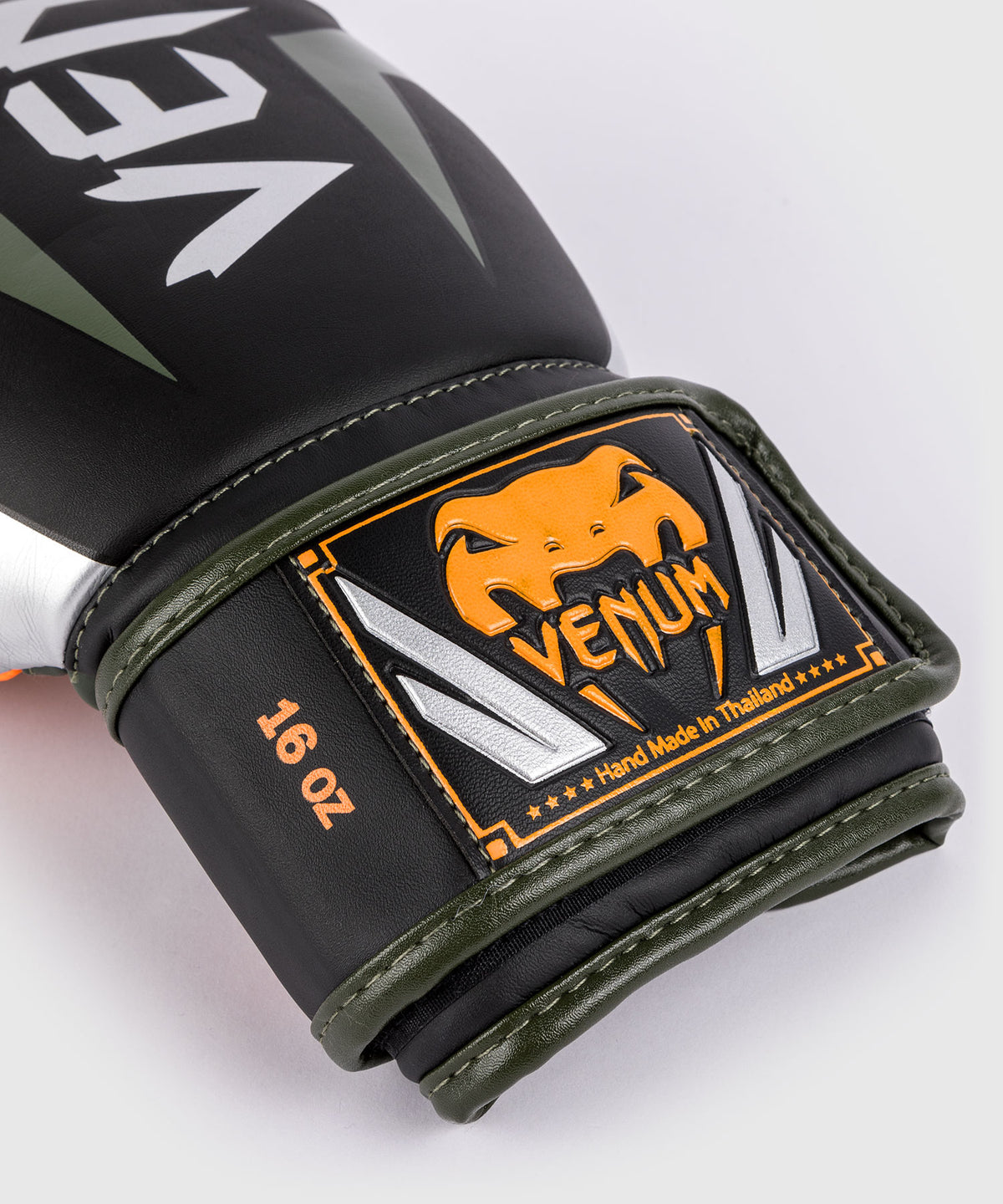 Venum Elite Boxhandschuhe - Schwarz/Silber/Kaki