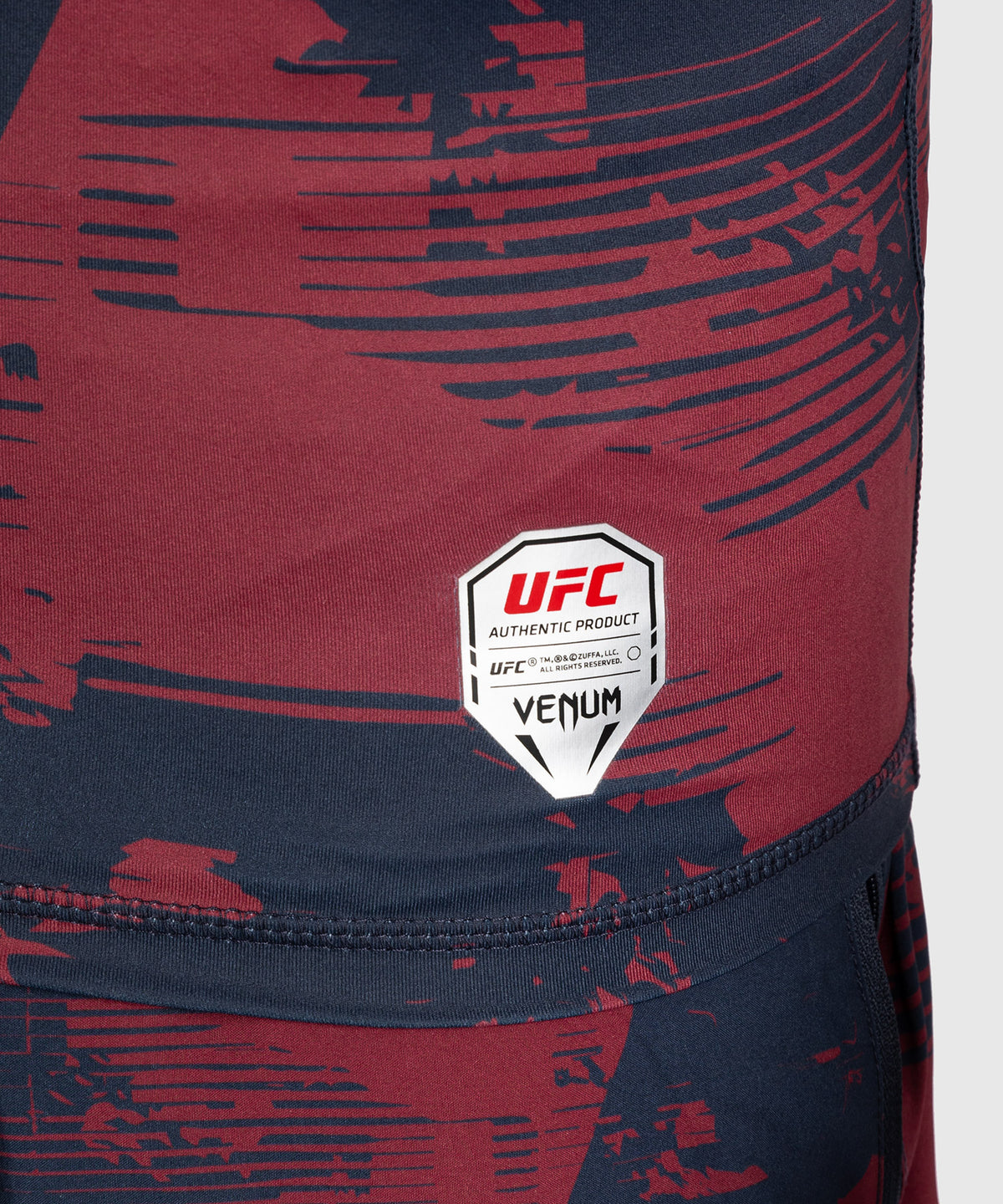 UFC Zenith by Venum Authentic Fight Week Rashguard maniche corte Performance Uomo - Blu navy/Bordeaux/Argento