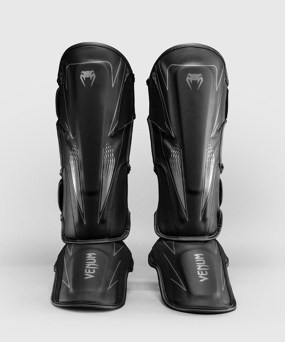Venum Amazonia Reborn Espinilleras - Negro/Gris
