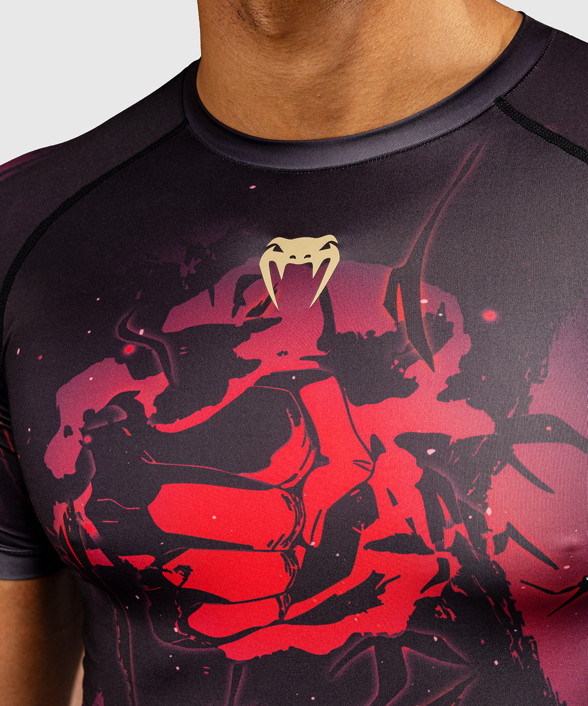 Jujutsu Kaisen x Venum Itadori Kurzarm Rashguard – Schwarz/Rot