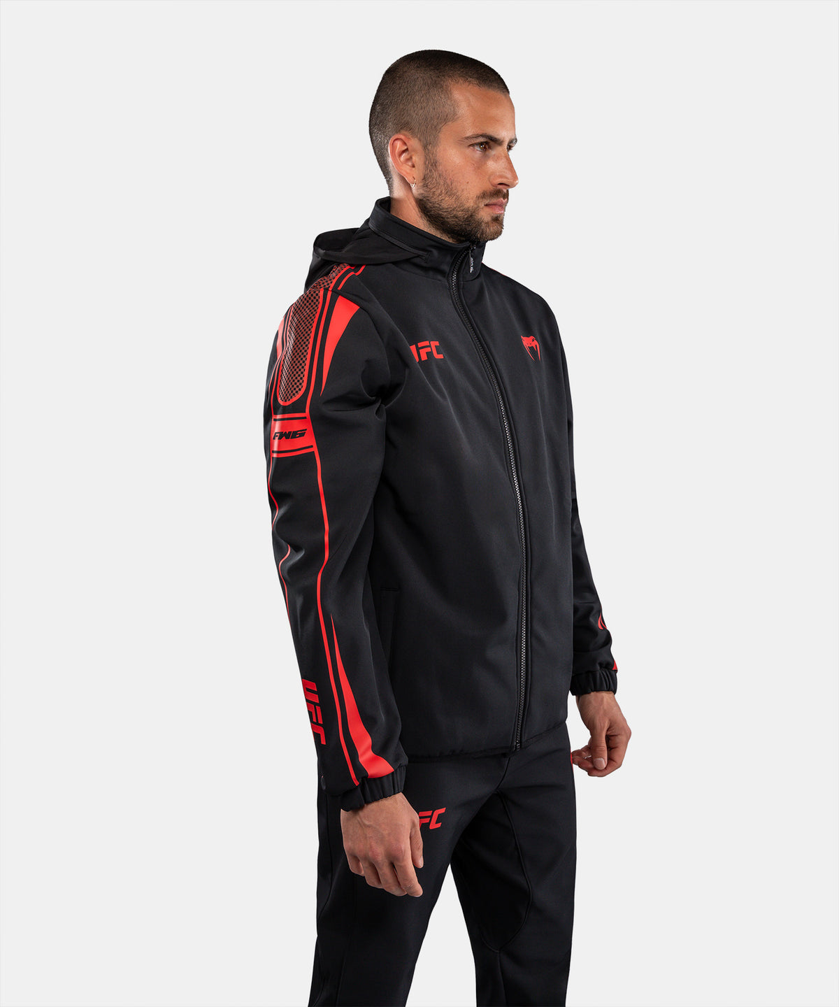 Venum UFC Unity by Venum Authentic Fight Week Herren-Kapuzenjacke mit Reißverschluss - Schwarz