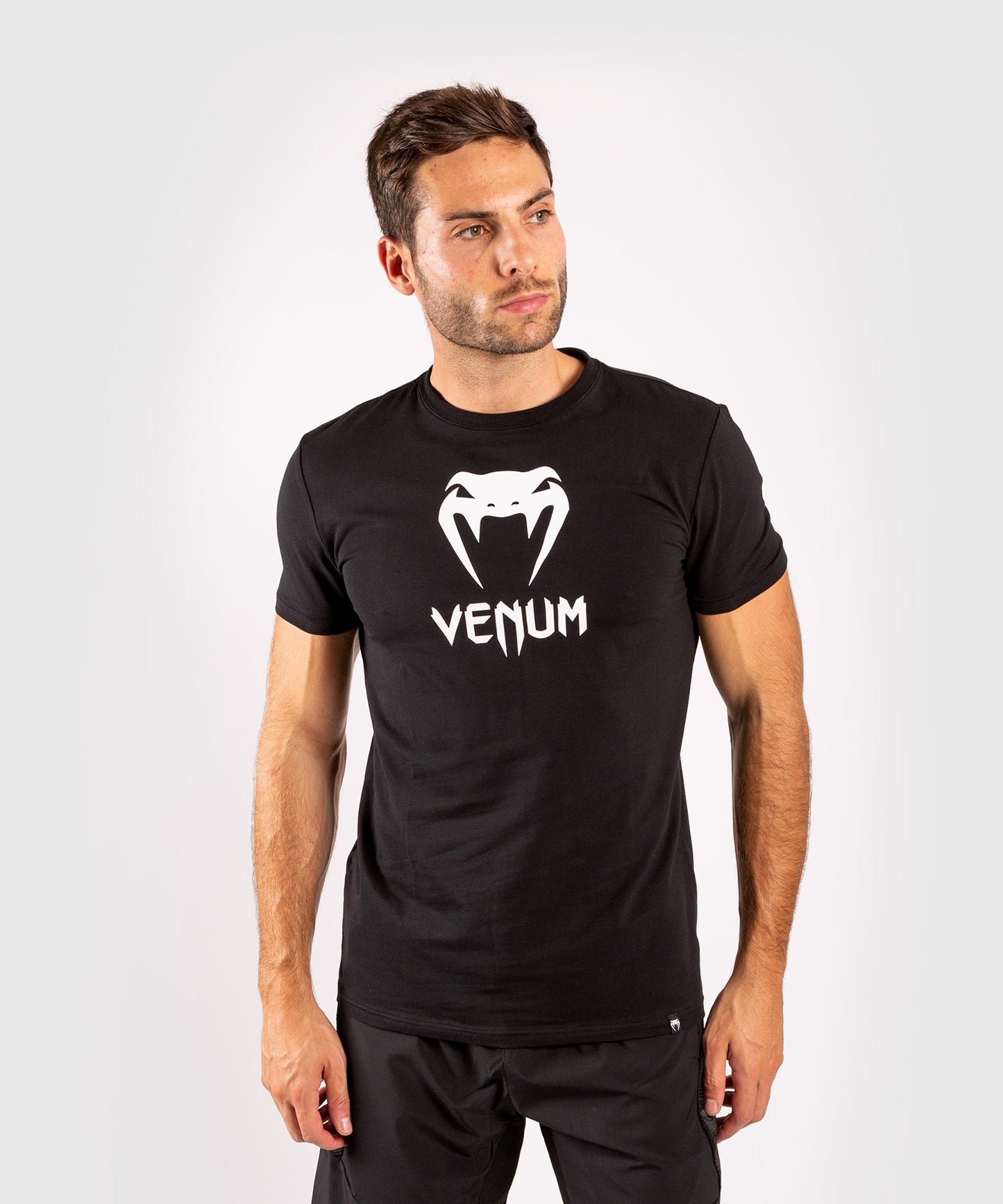 Camiseta Venum Classic – Negro