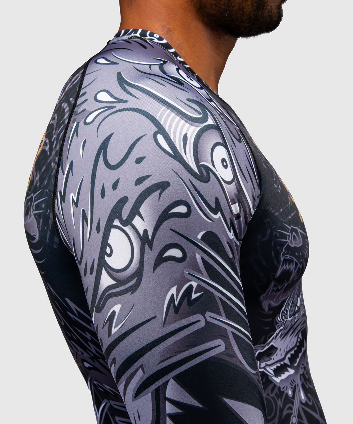 Venum Wolf Atak Long Sleeve Rashguard - Black/Grey