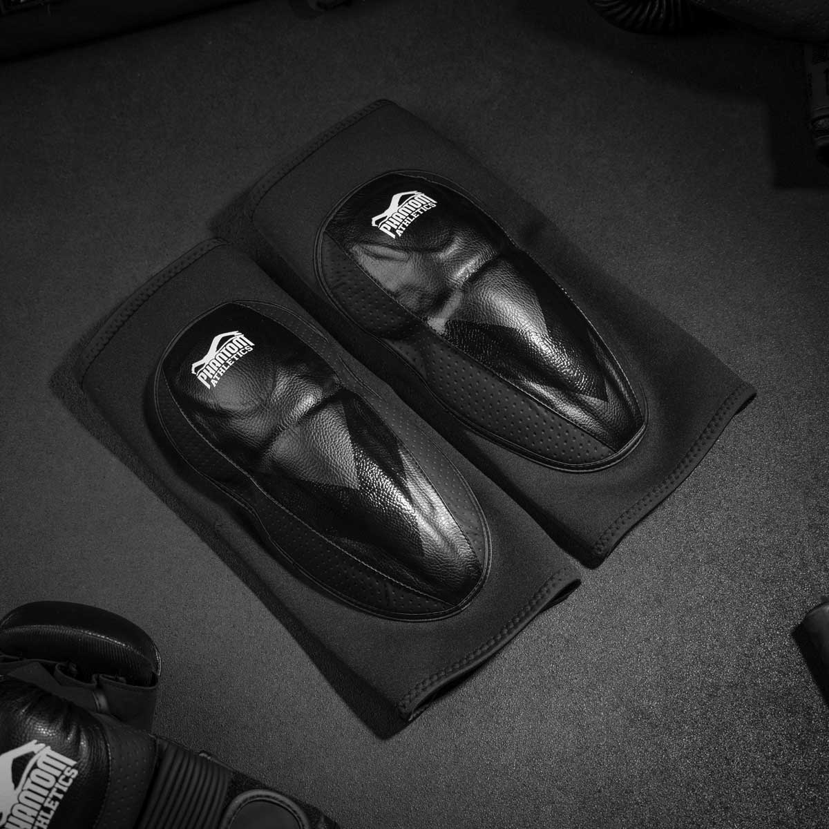 Phantom Athletics Riot Pro Rodilleras - Negro