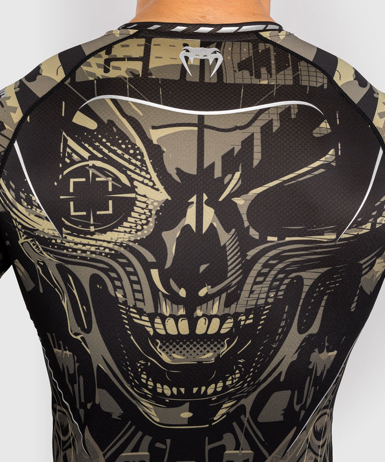 Venum Invader Langarm Rashguard - Schwarz/Sand