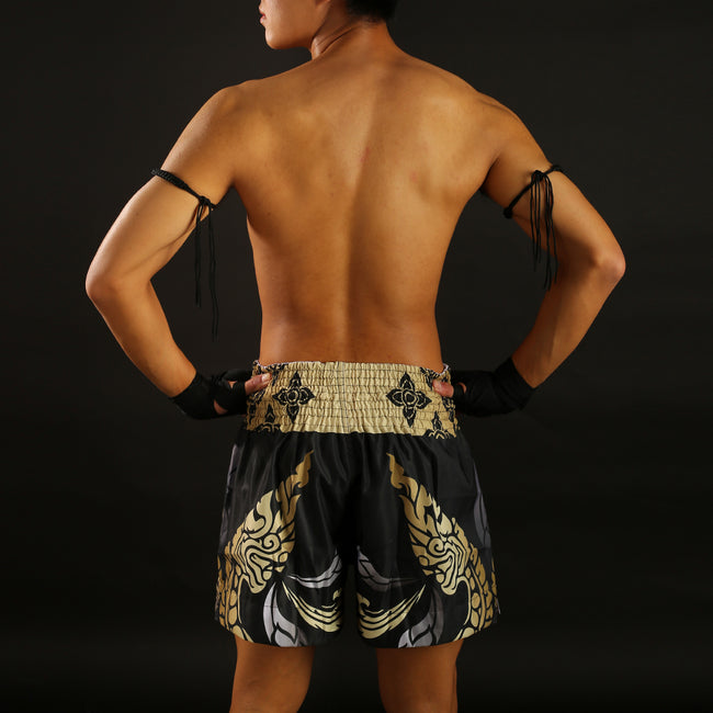 Tuff The King Of Naga Black Muay Thai Shorts - Schwarz/Gold