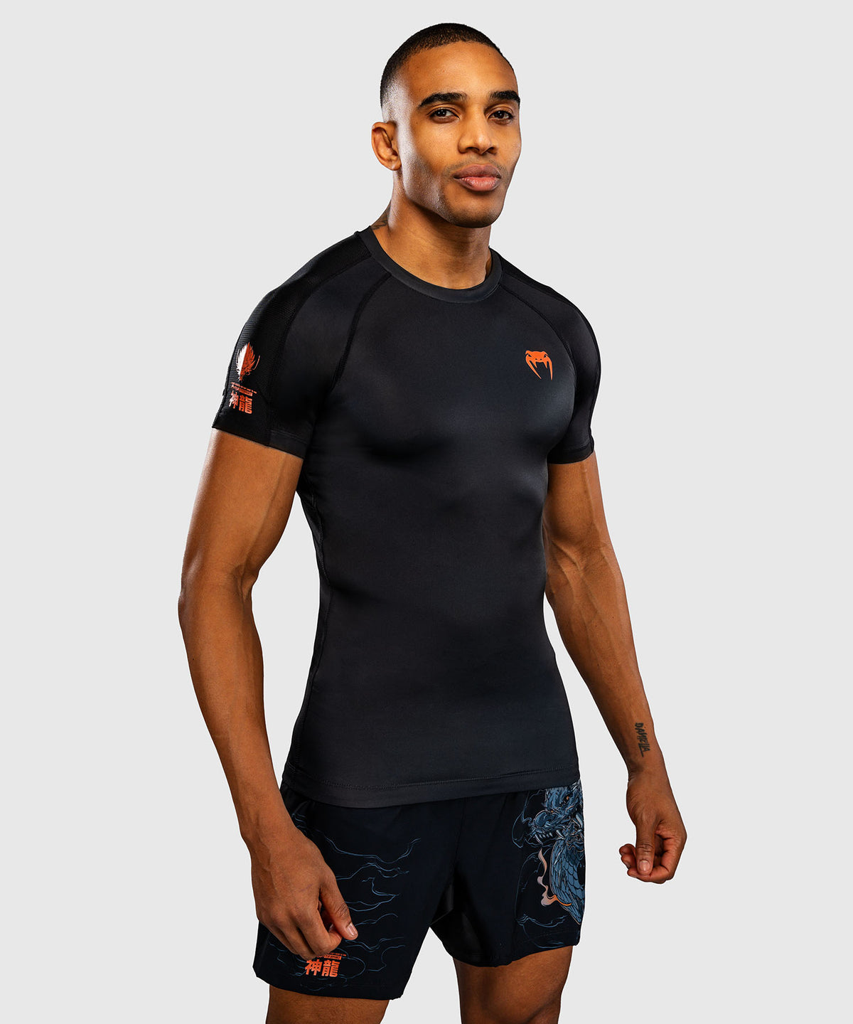 Venum Thunder Dragon Rashguard a Maniche Corte – Nero/Grigio/Rame