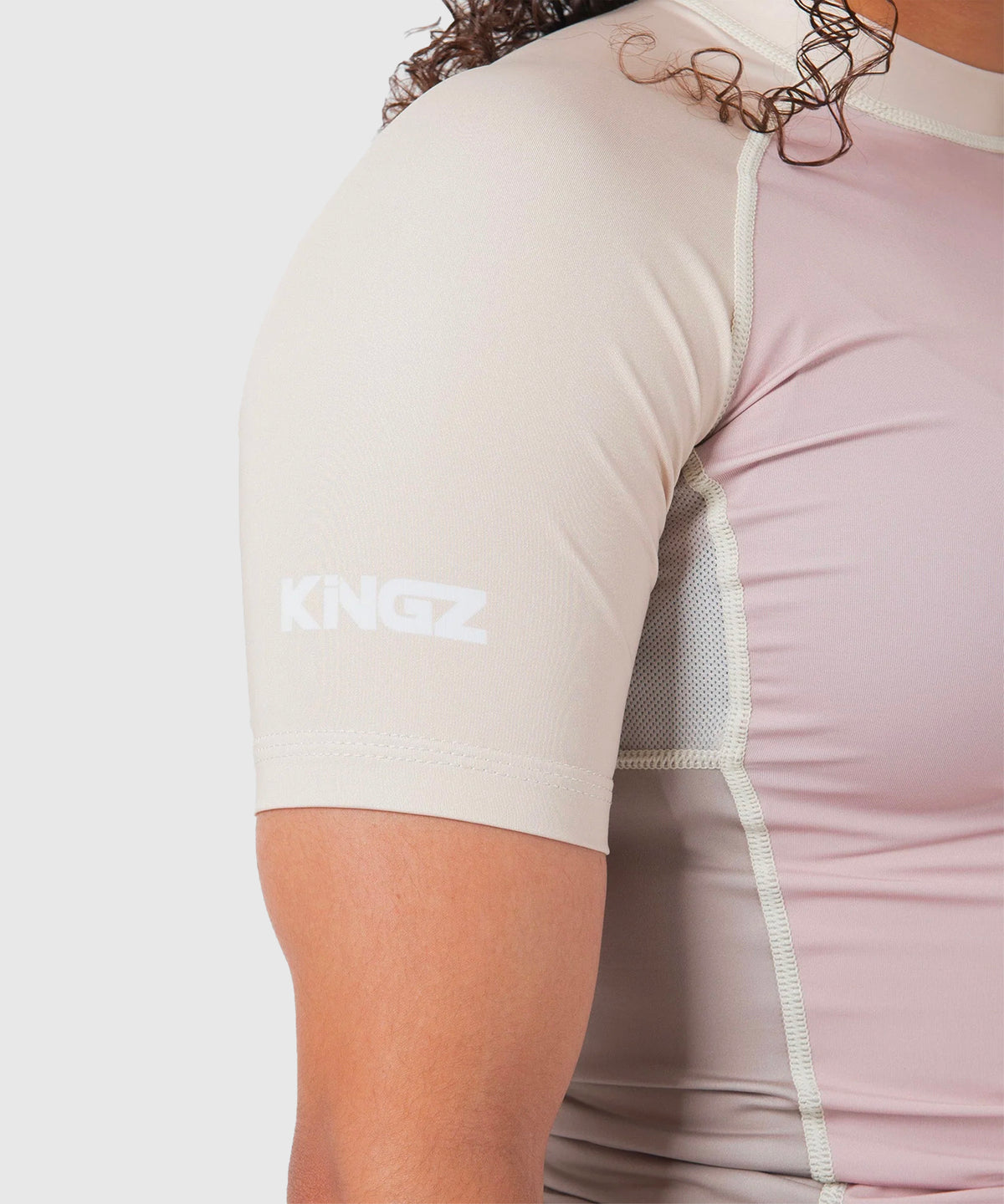 Kingz Terra Rashguard de Manga Corta para Mujer - Rosa/Beige
