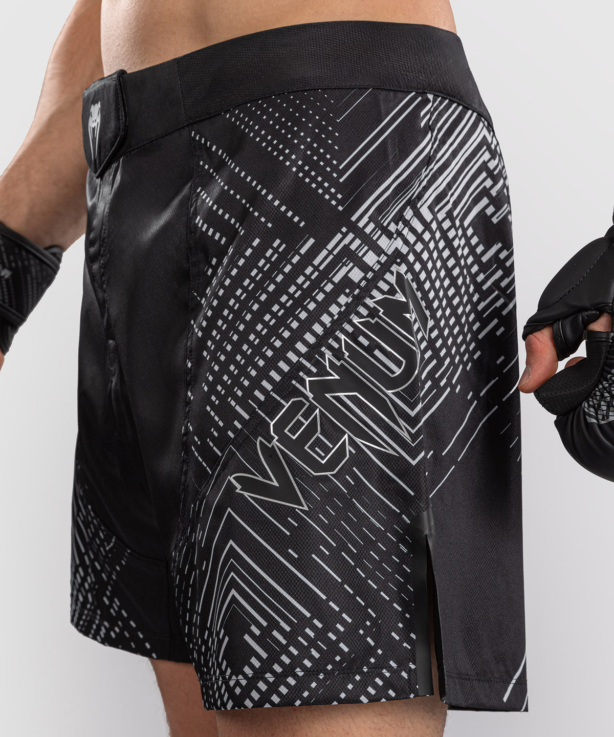 Venum Midnight Fury Fightshorts – Schwarz/Grau/Silber