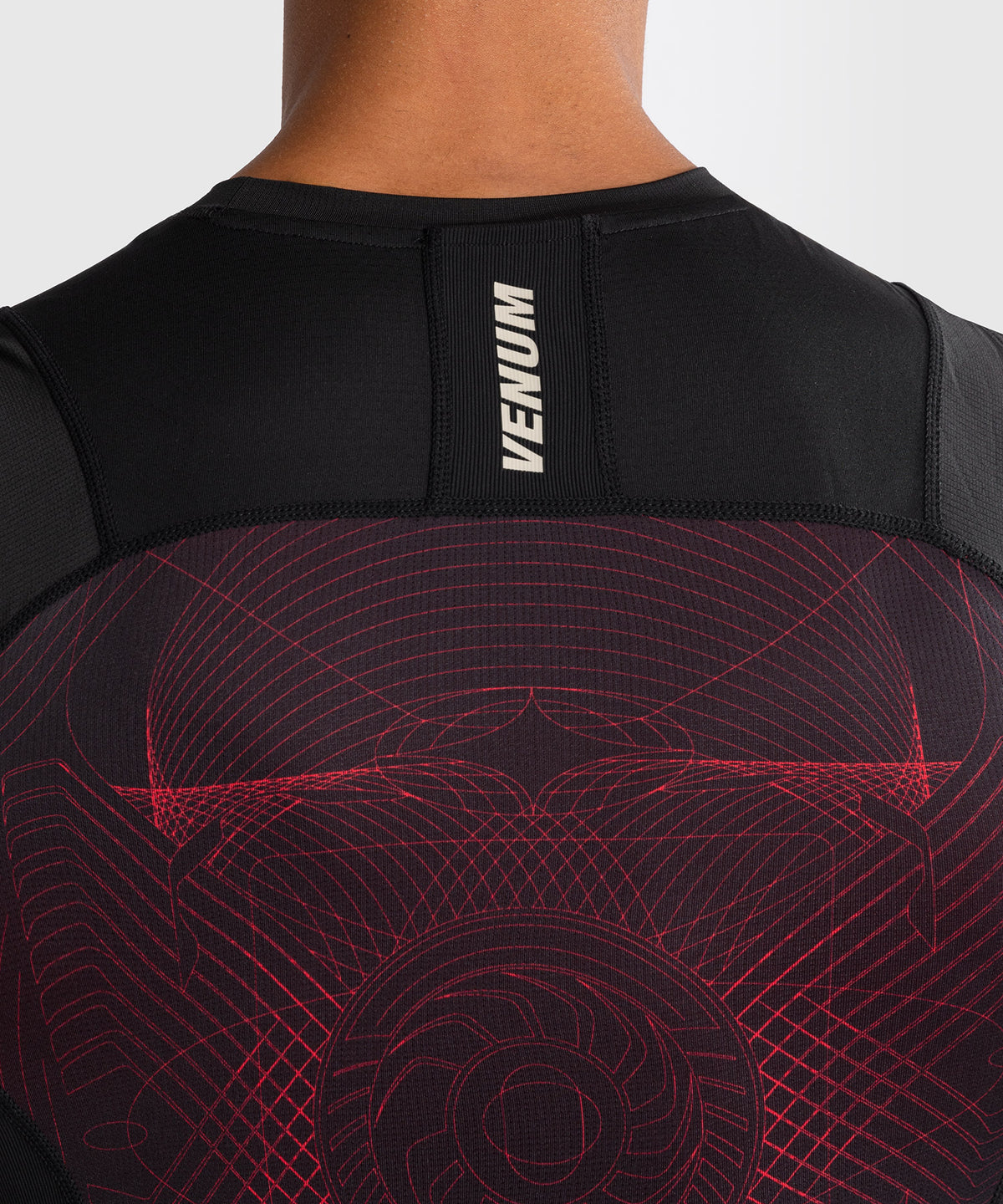 Venum G-Fit Air Rashguard Senza Maniche - Nero Profondo/Rosso Fuoco