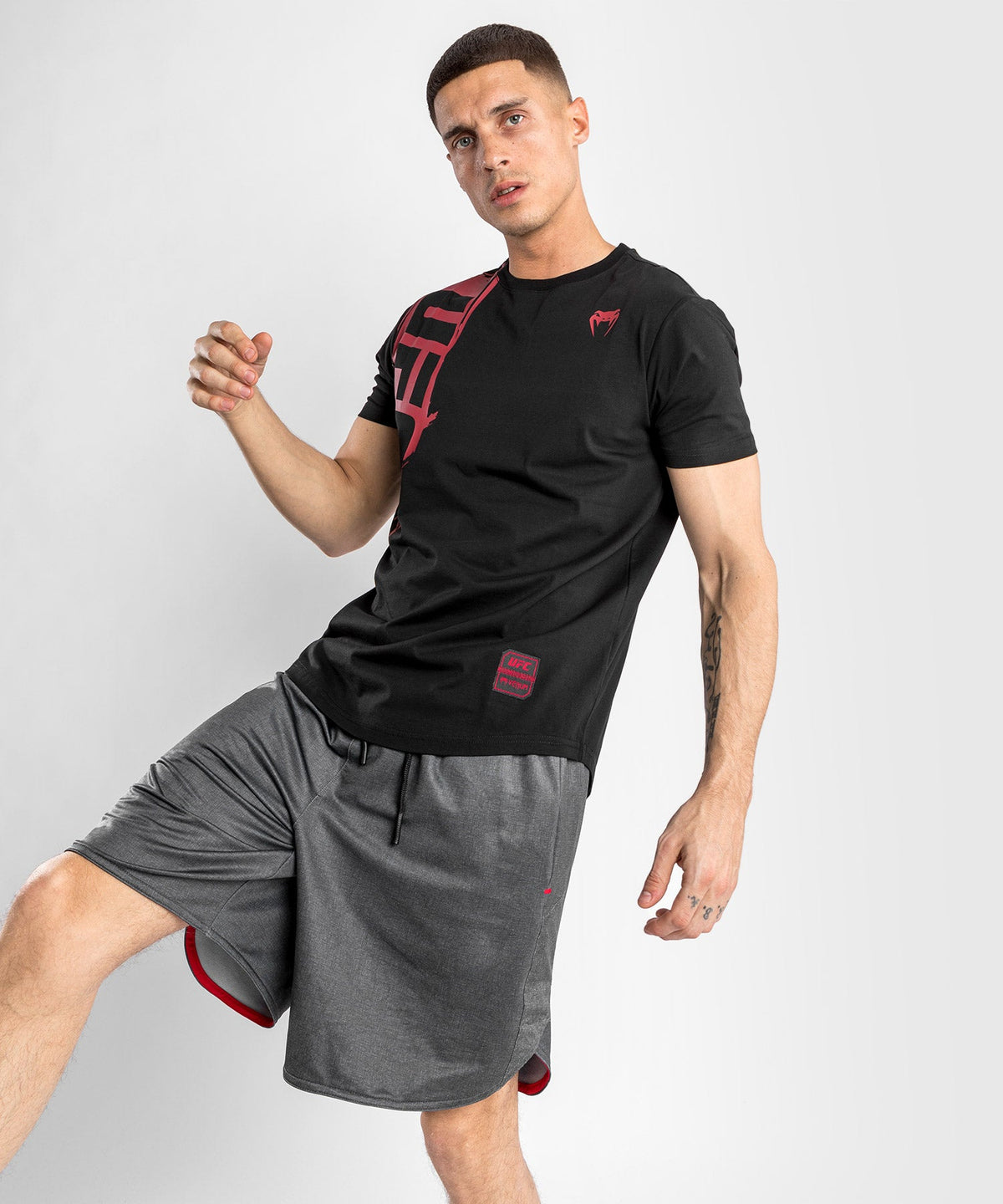 UFC T-Shirt Venum Authentic Fight Week 2.0 - Short Sleeve - Black/Red