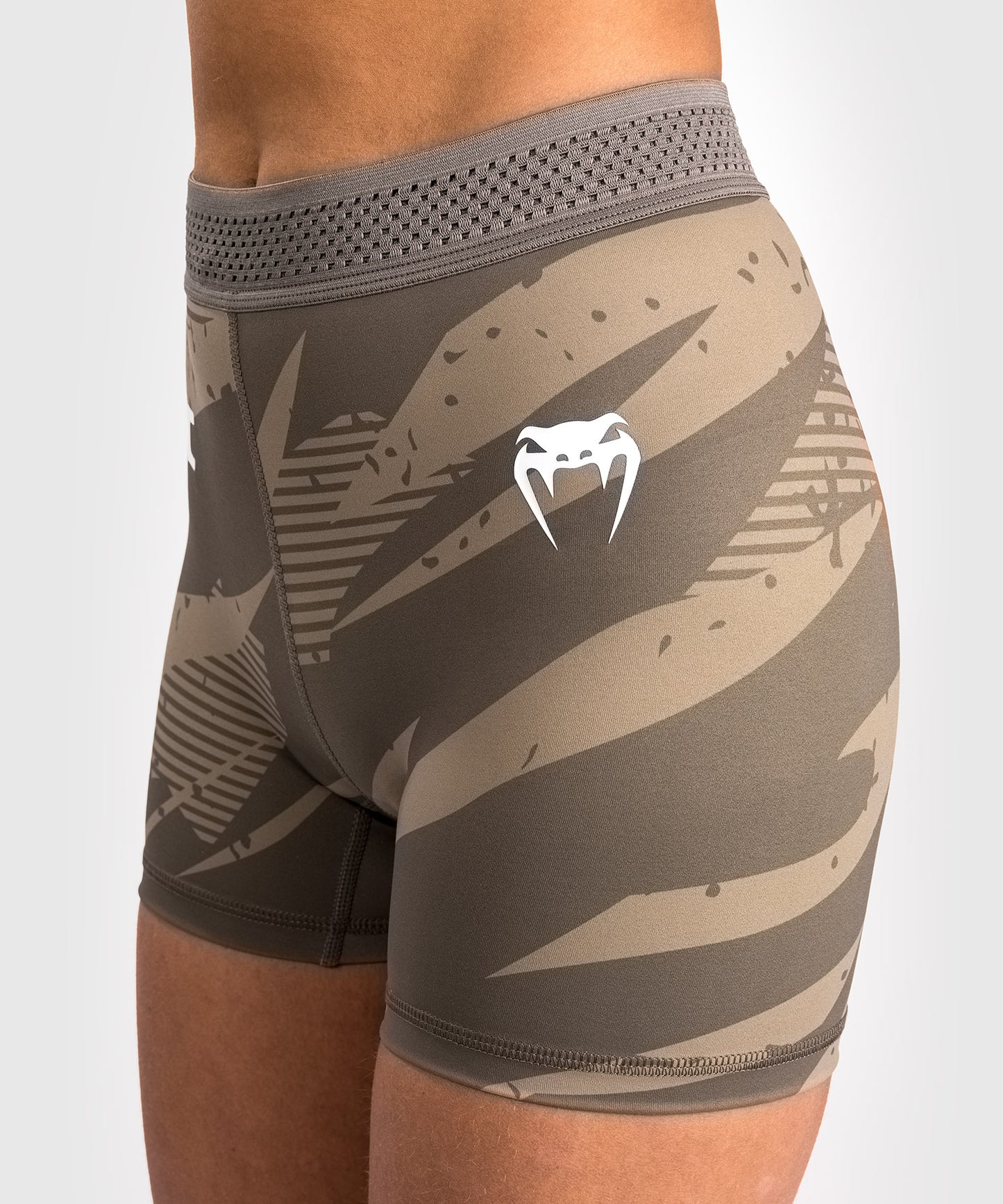 UFC Adrenaline by Venum Fight Week Short de Vale Tudo per Donna - Desert Camo